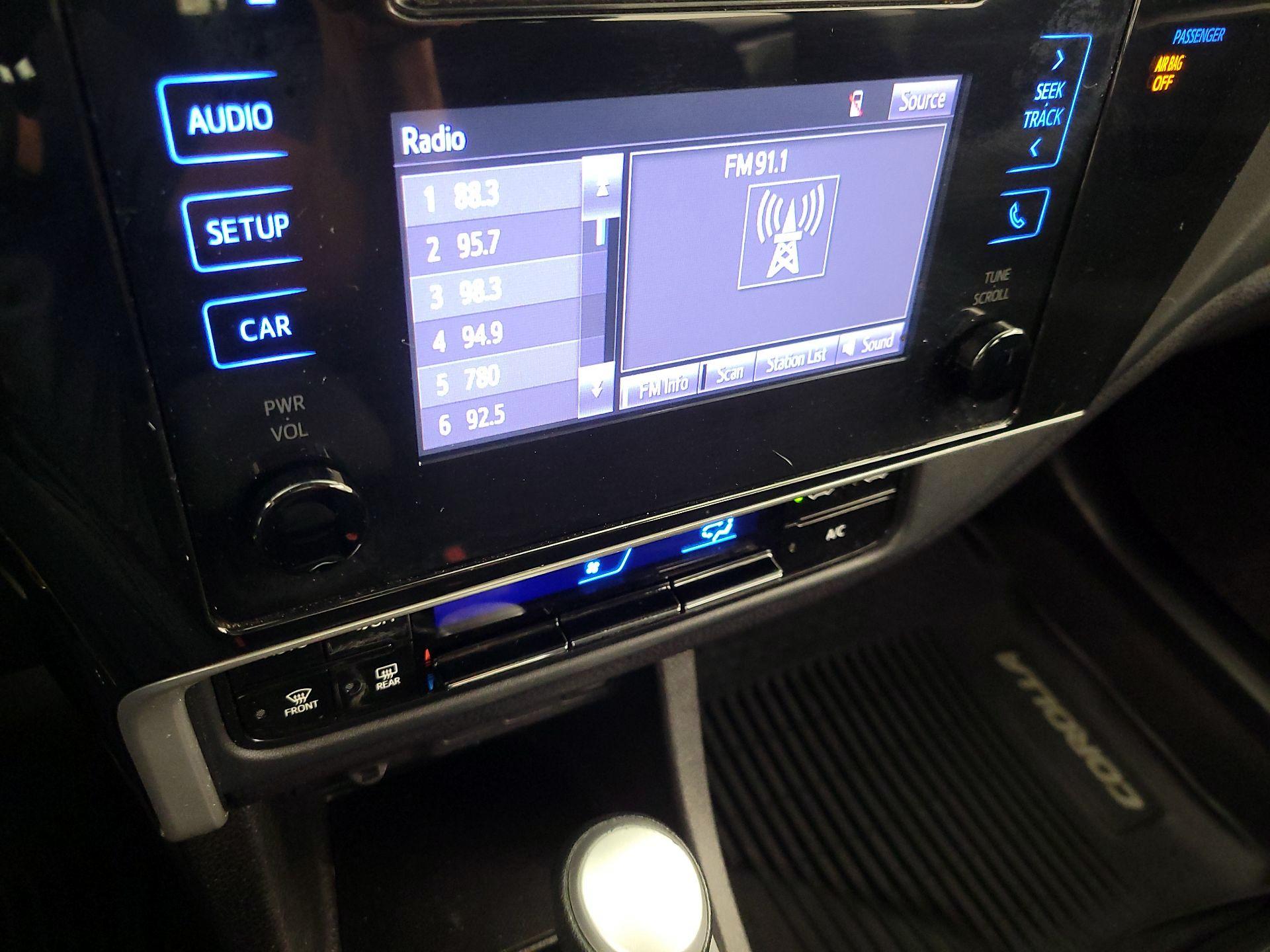 Thumbnail: 2019 Toyota Corolla - 15