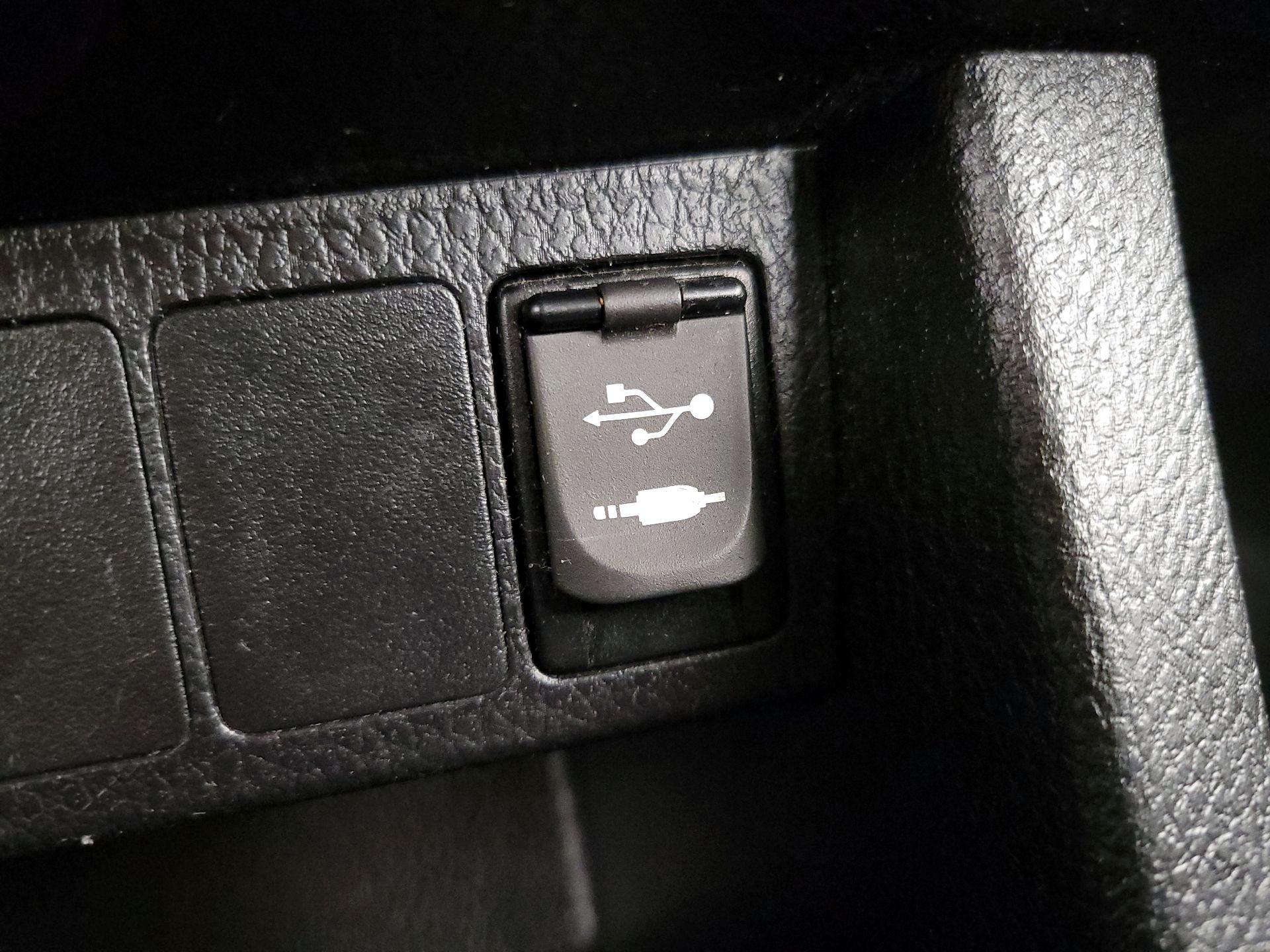 Thumbnail: 2019 Toyota Corolla - 18