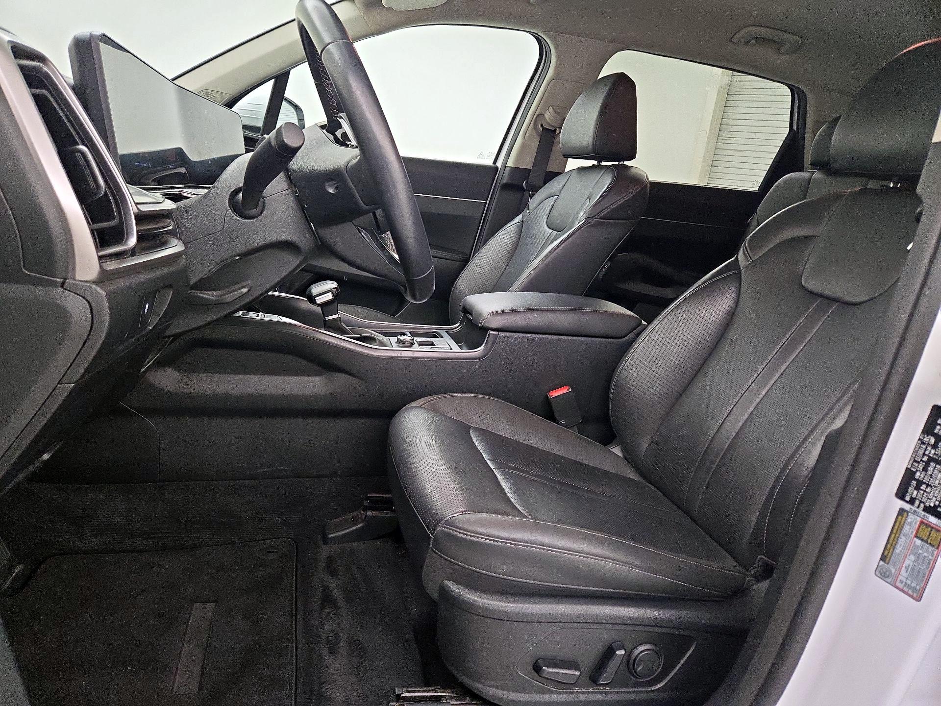 Thumbnail: 2024 Kia Sorento - 11