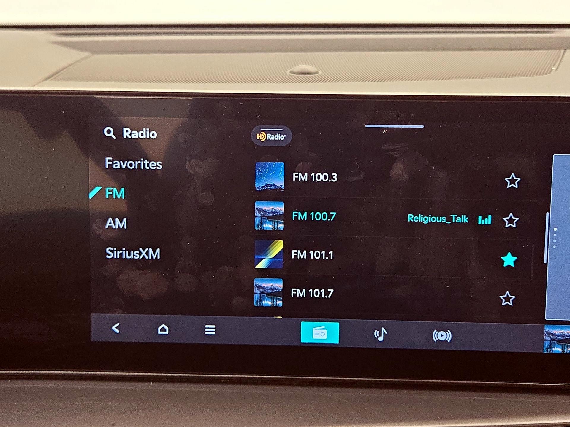 Thumbnail: 2024 Kia Sorento - 16