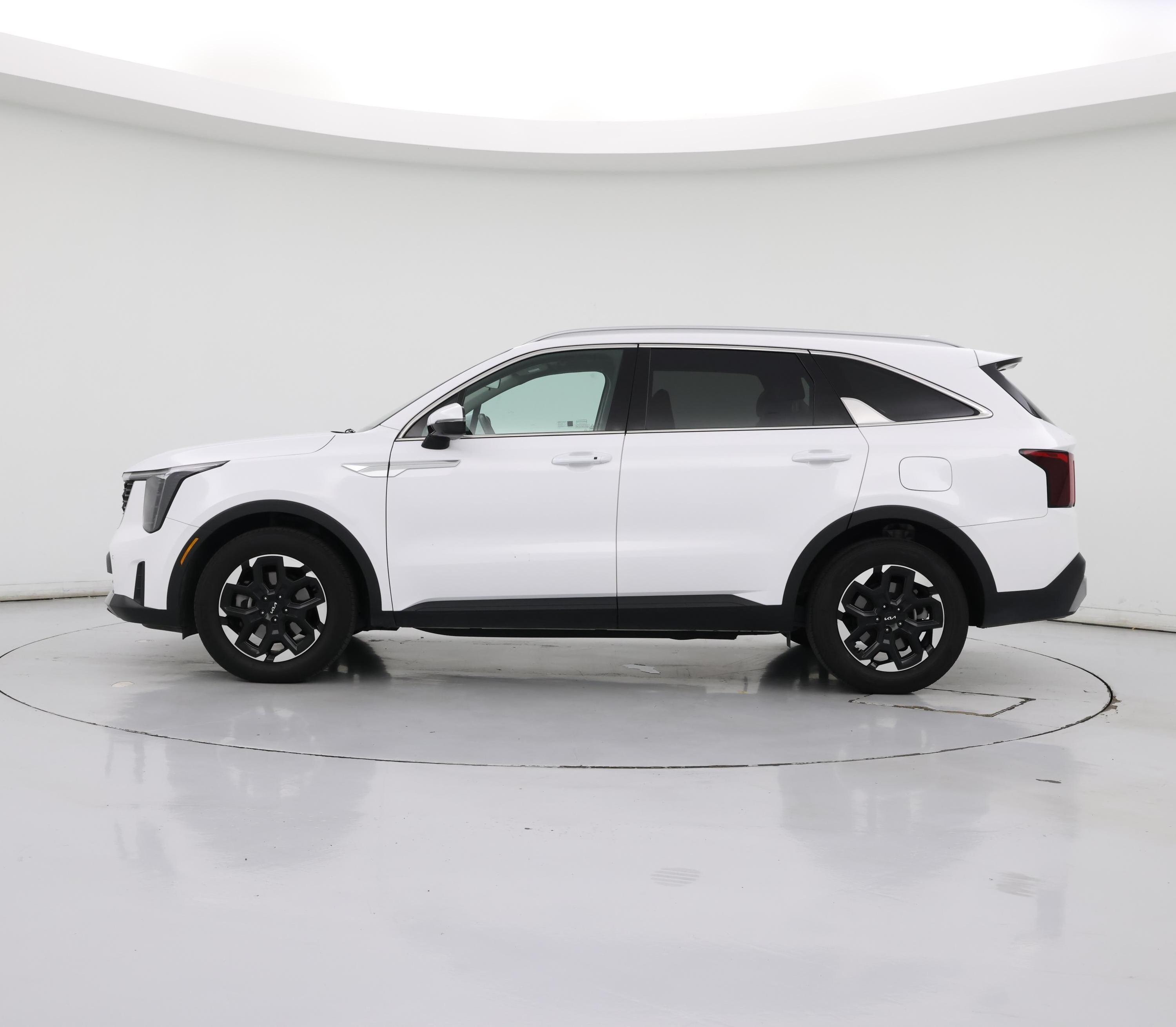 Thumbnail: 2024 Kia Sorento - 3