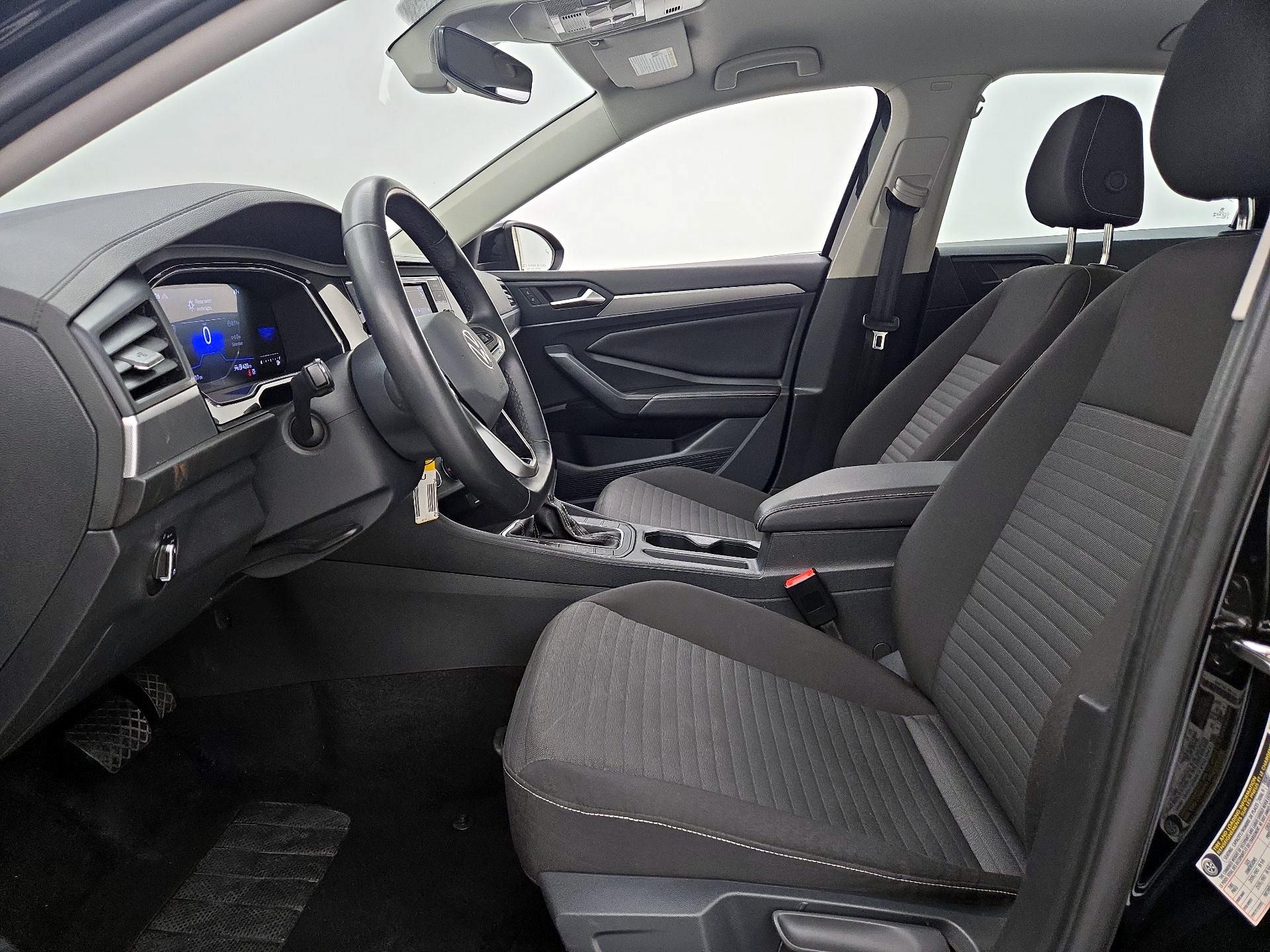 Thumbnail: 2024 Volkswagen Jetta - 11