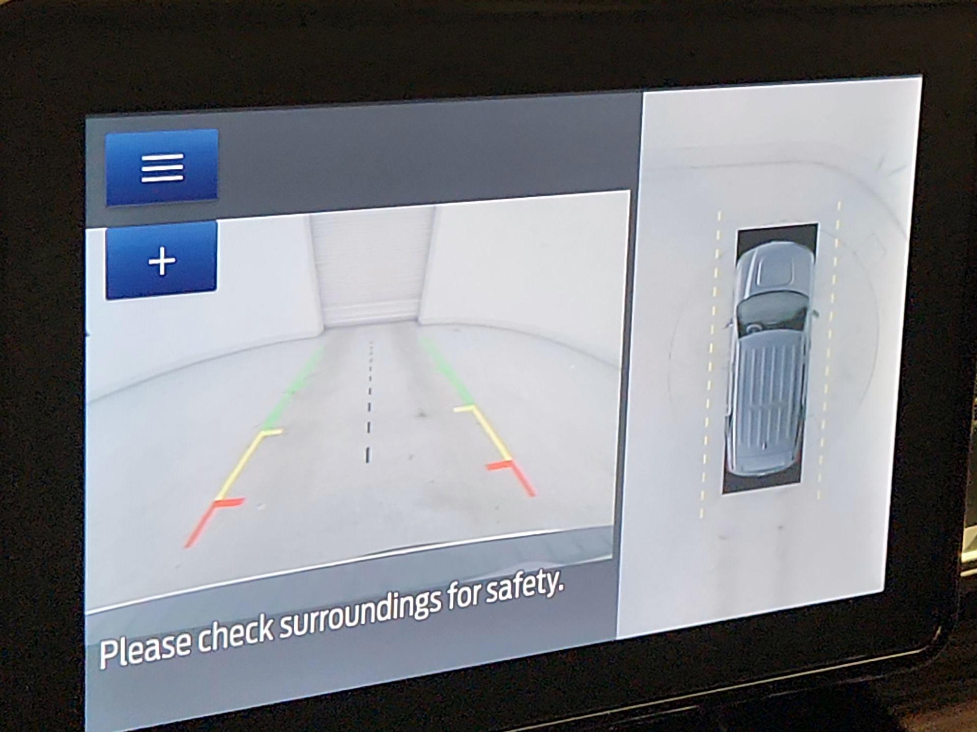 Thumbnail: 2023 Ford Explorer - 15