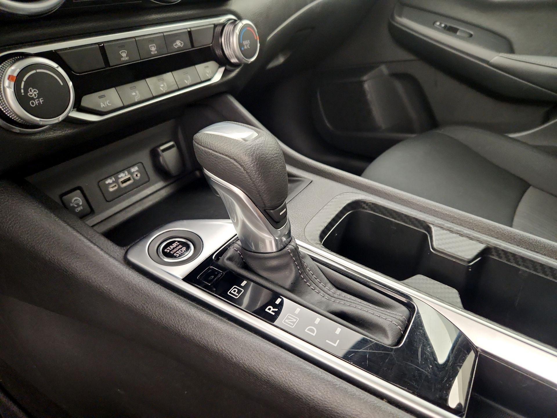 Thumbnail: 2024 Nissan Sentra - 17