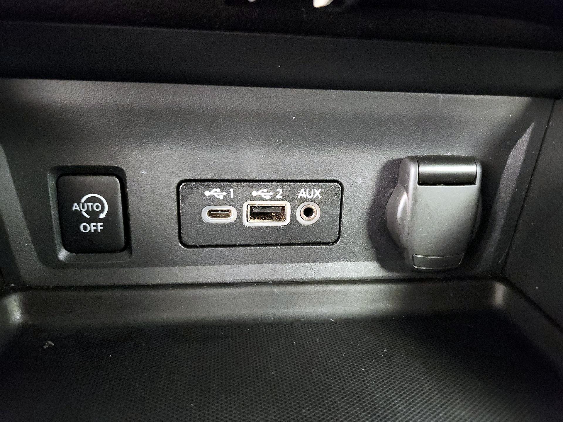 Thumbnail: 2024 Nissan Sentra - 18