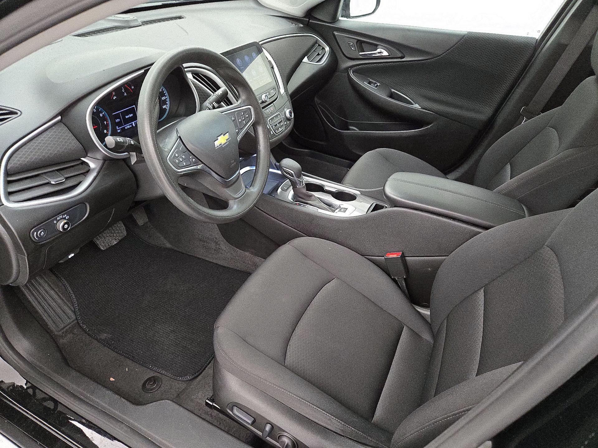 Thumbnail: 2024 Chevrolet Malibu - 11