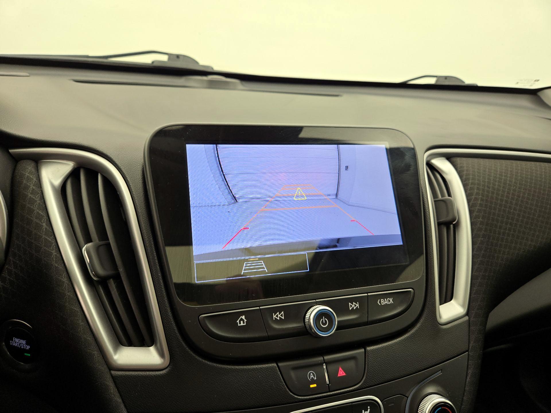 Thumbnail: 2024 Chevrolet Malibu - 14