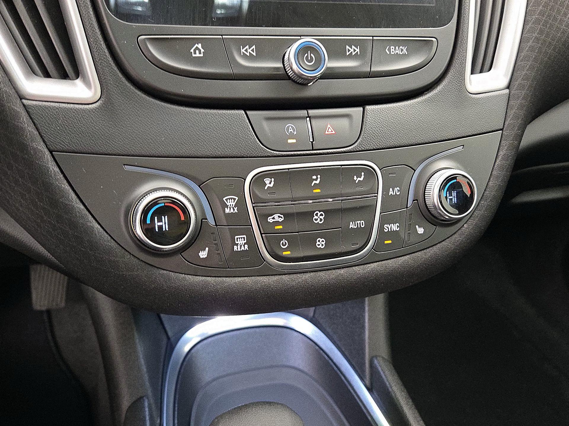 Thumbnail: 2024 Chevrolet Malibu - 16