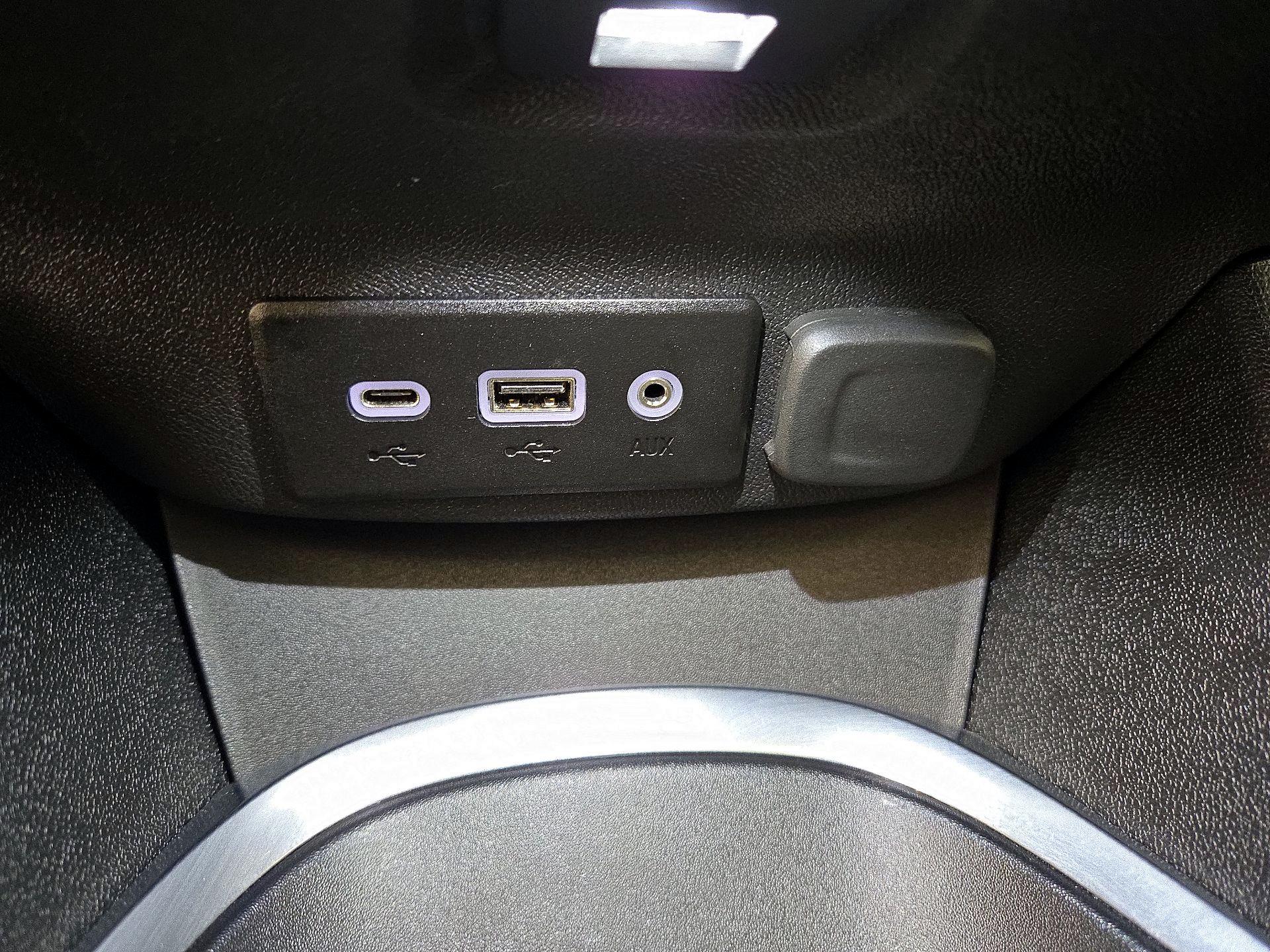 Thumbnail: 2024 Chevrolet Malibu - 18