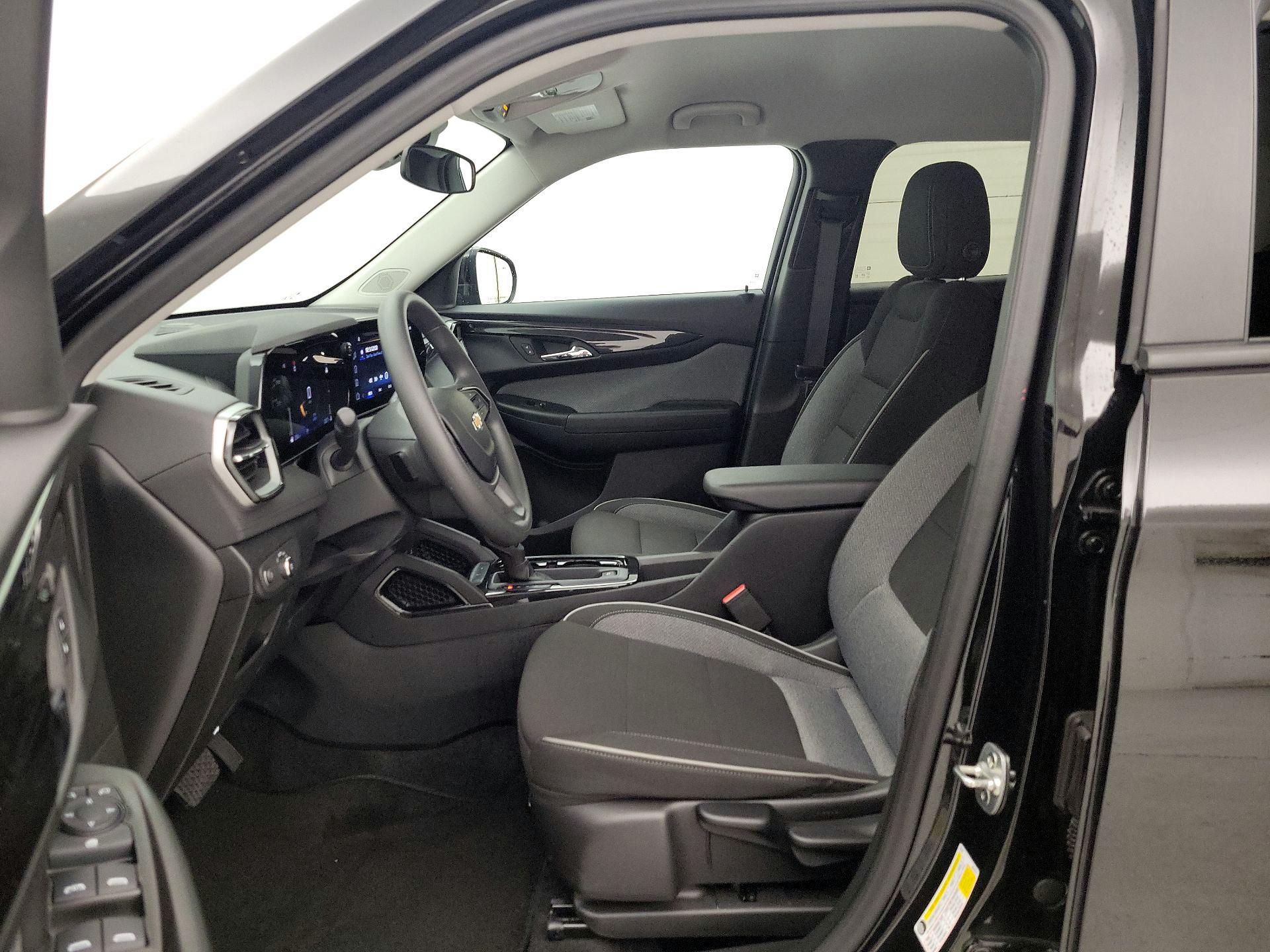 Thumbnail: 2024 Chevrolet TrailBlazer - 11