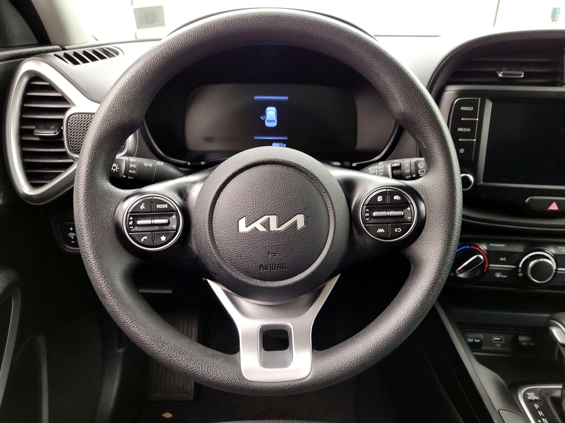 Thumbnail: 2023 Kia Soul - 10