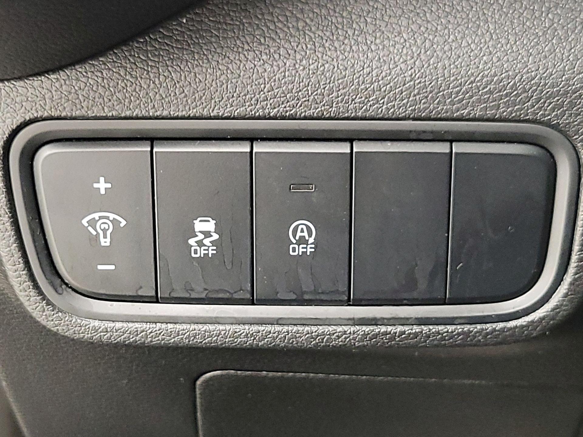 Thumbnail: 2023 Kia Soul - 13