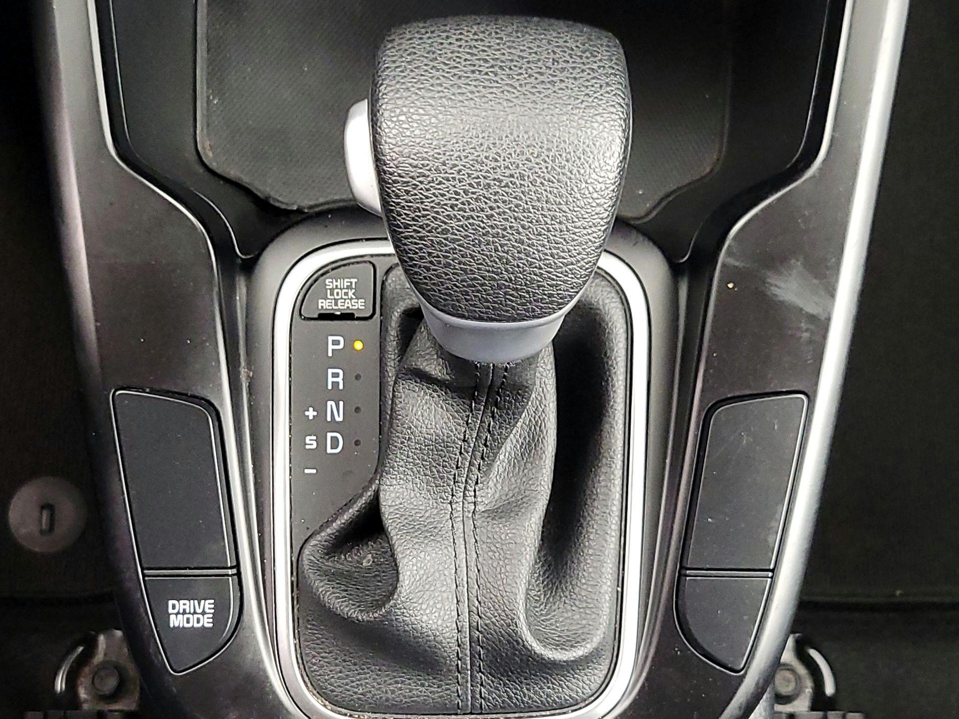 Thumbnail: 2023 Kia Soul - 17