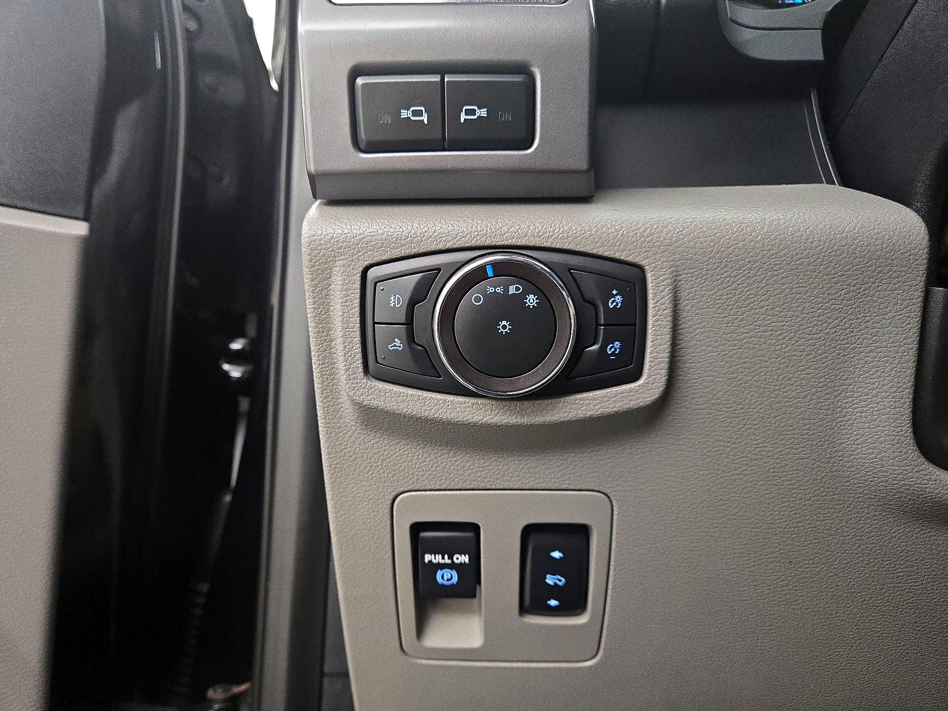 Thumbnail: 2020 Ford F-150 - 13