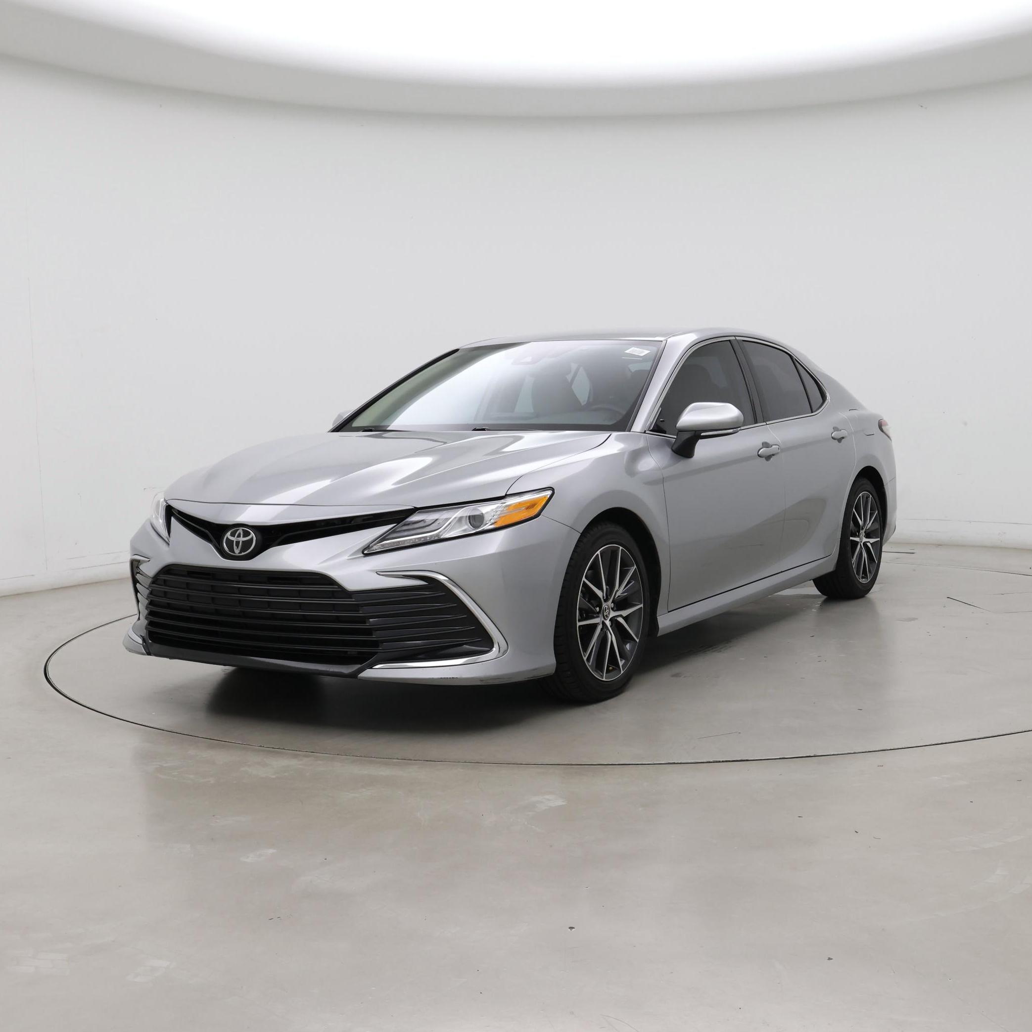 Thumbnail: 2021 Toyota Camry - 4