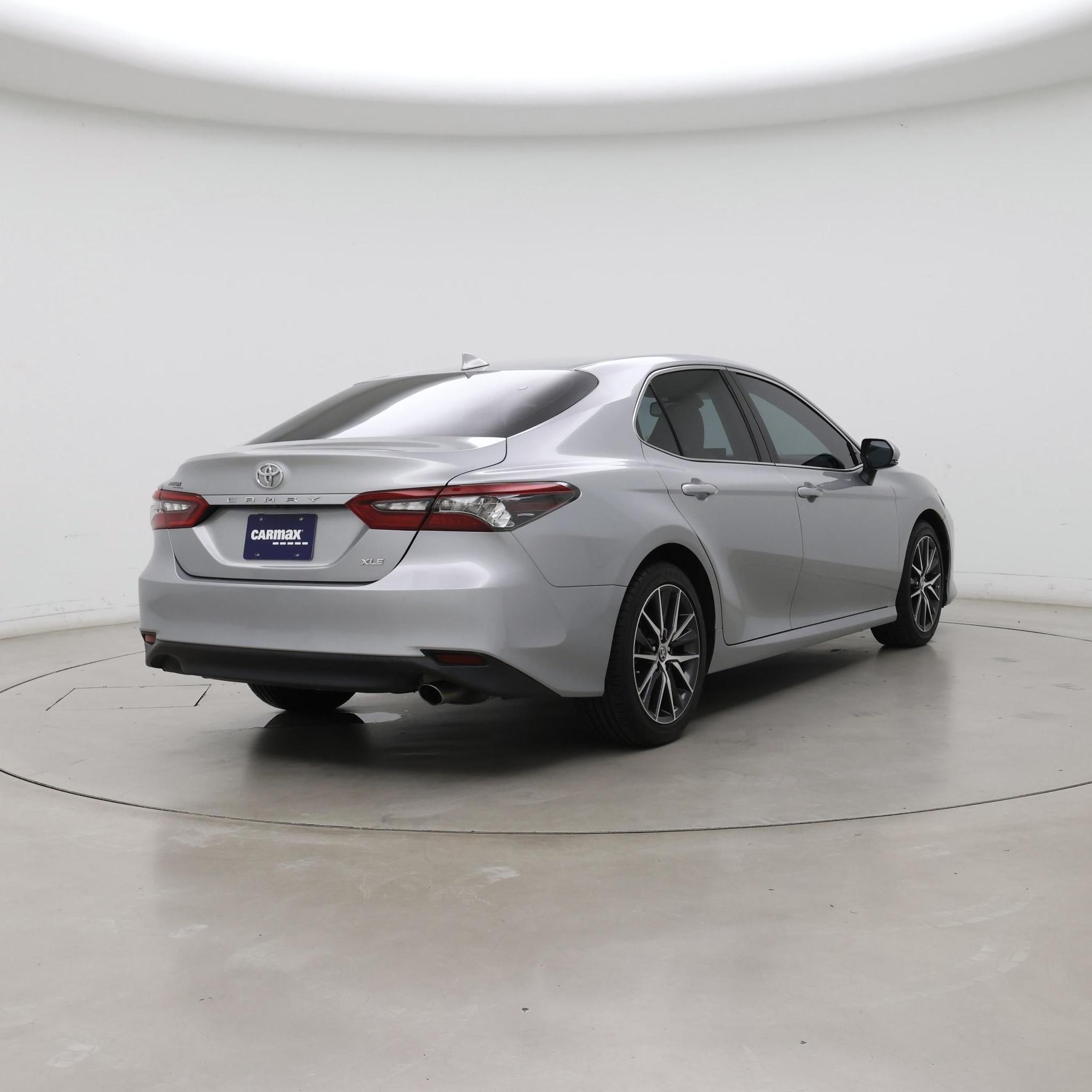 Thumbnail: 2021 Toyota Camry - 8