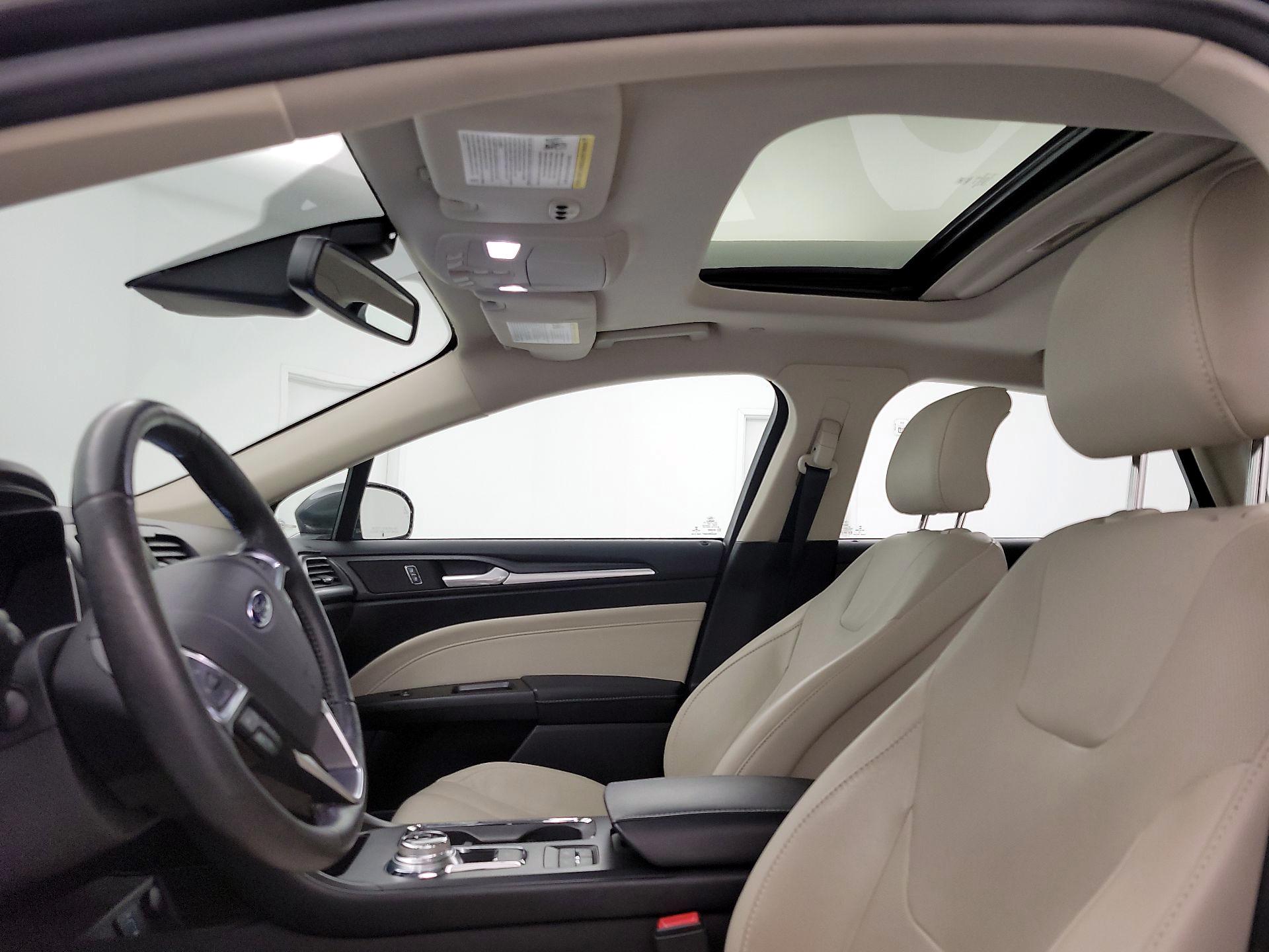Thumbnail: 2017 Ford Fusion - 20