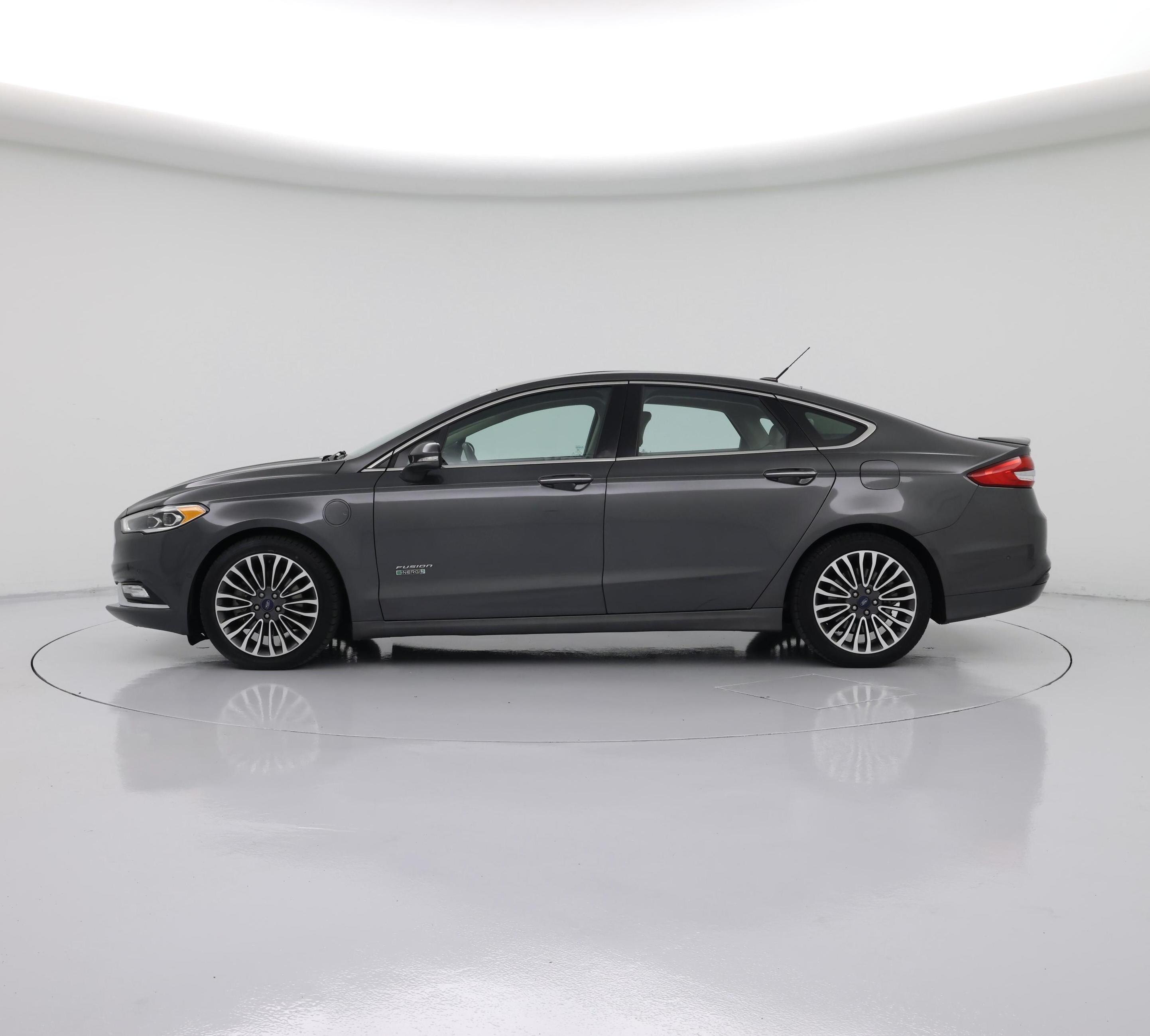Thumbnail: 2017 Ford Fusion - 3