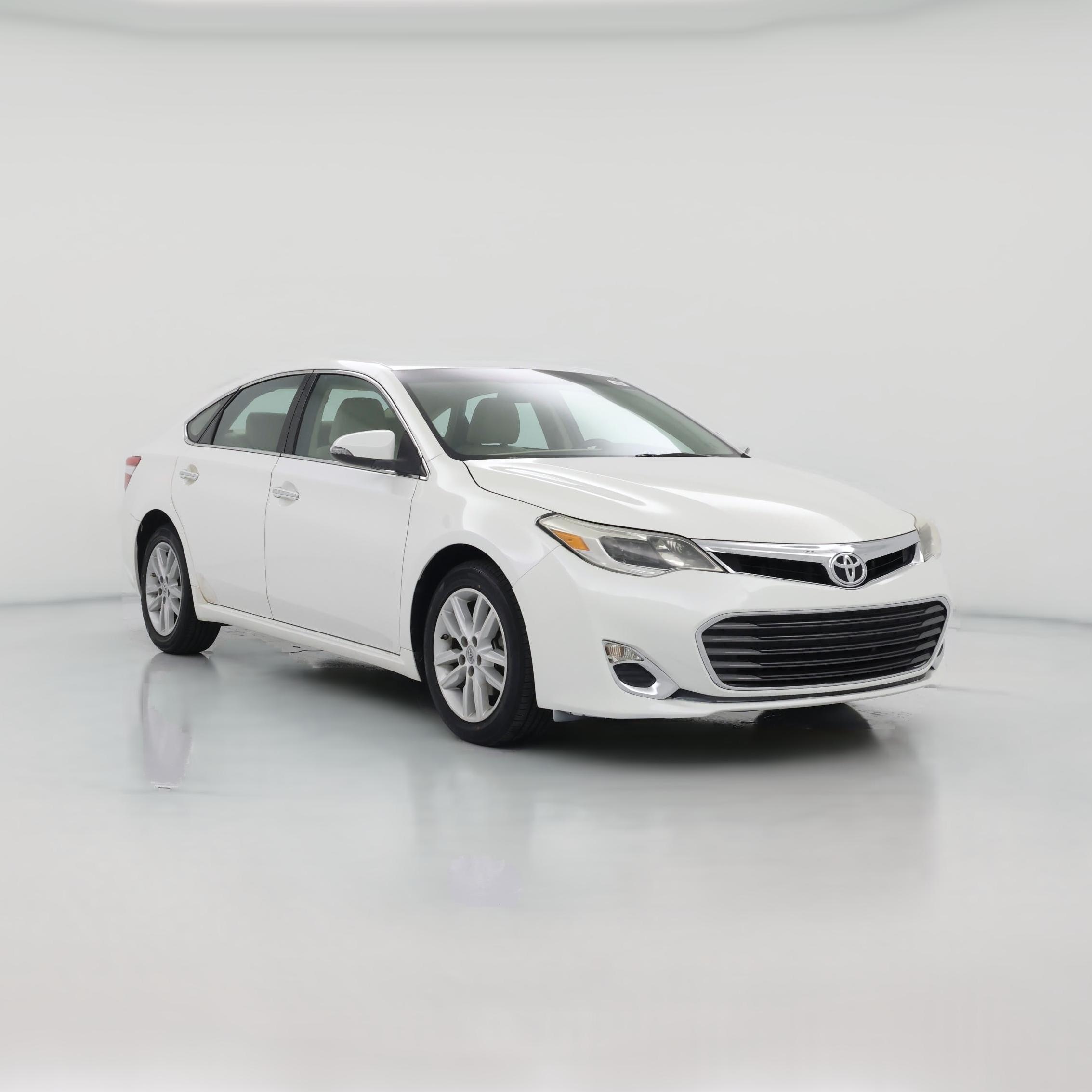 Thumbnail: 2015 Toyota Avalon - 1