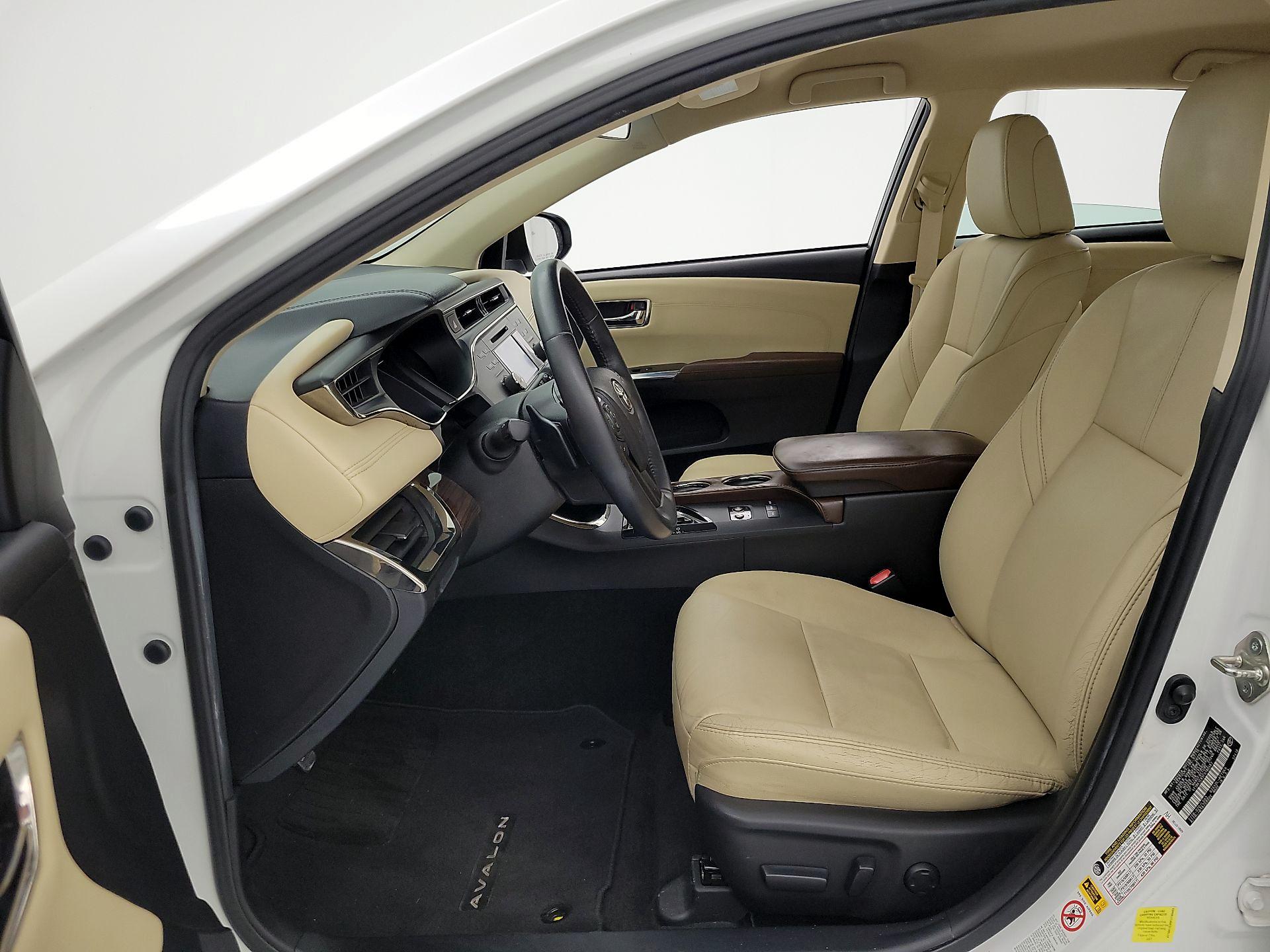 Thumbnail: 2015 Toyota Avalon - 11