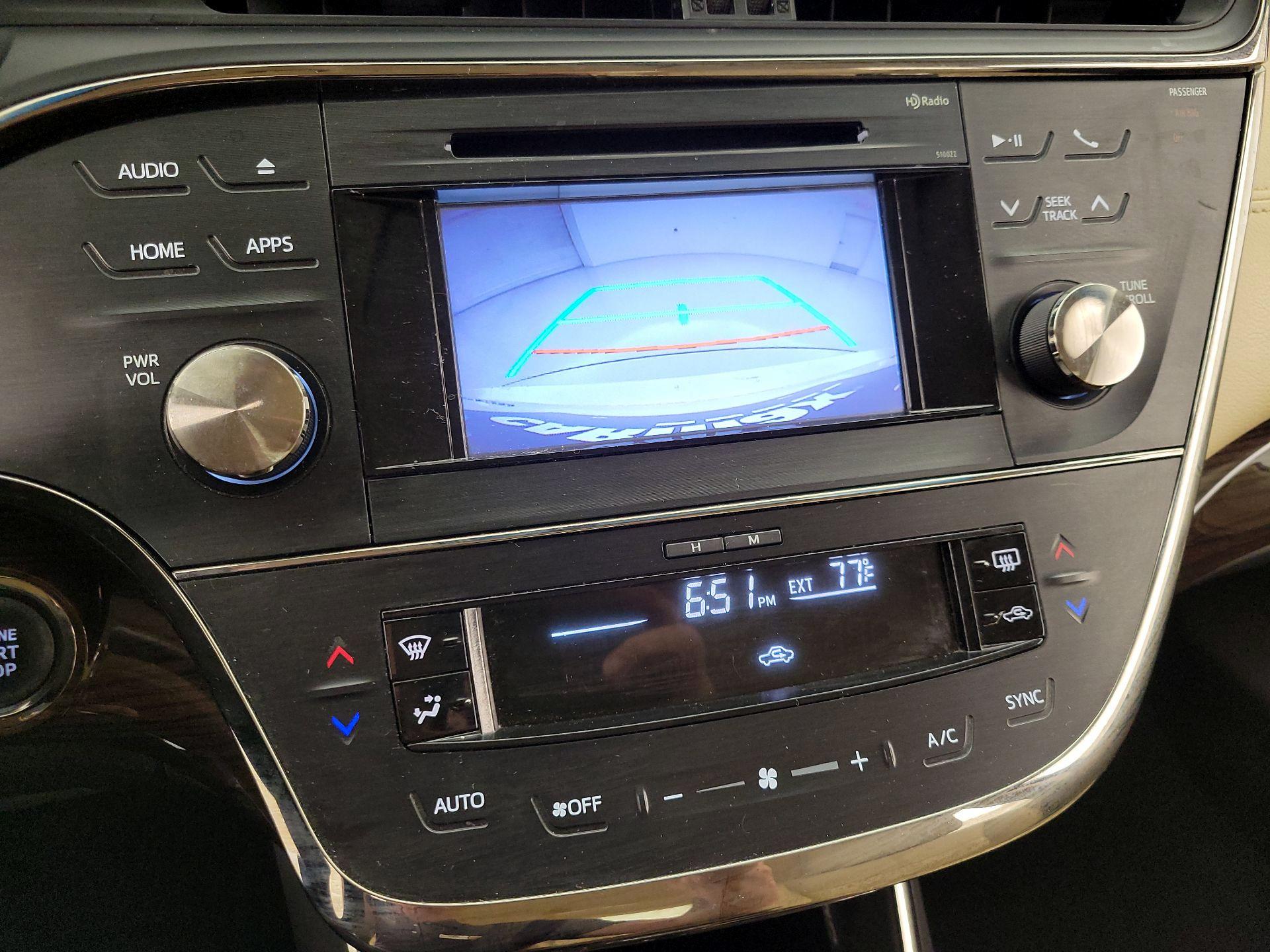 Thumbnail: 2015 Toyota Avalon - 14