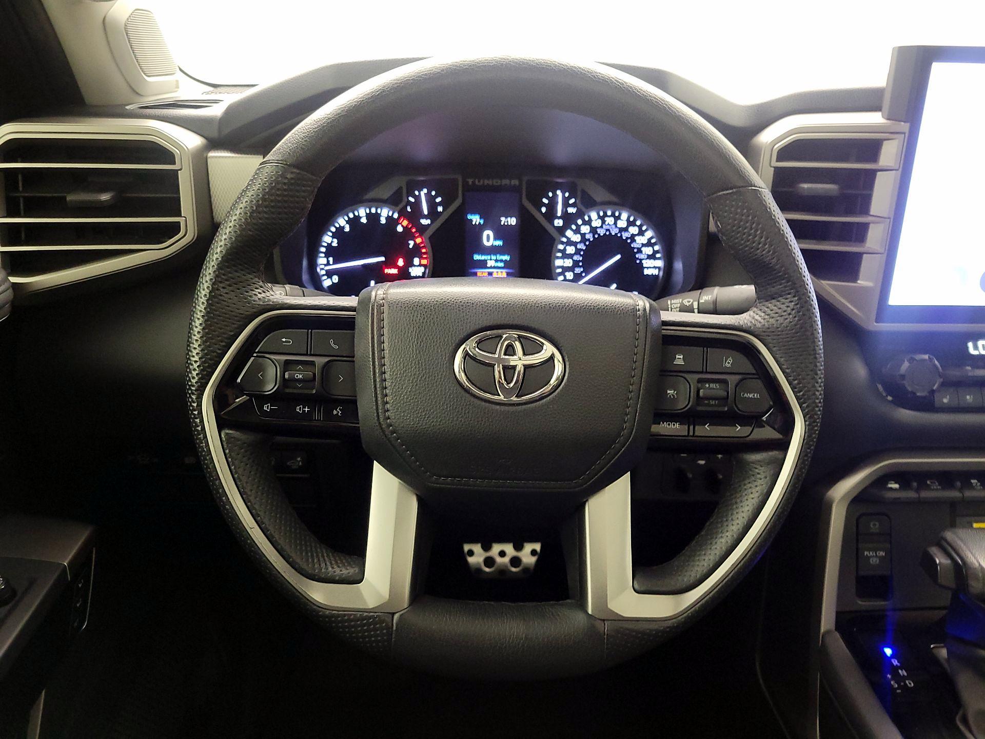 Thumbnail: 2023 Toyota Tundra - 10