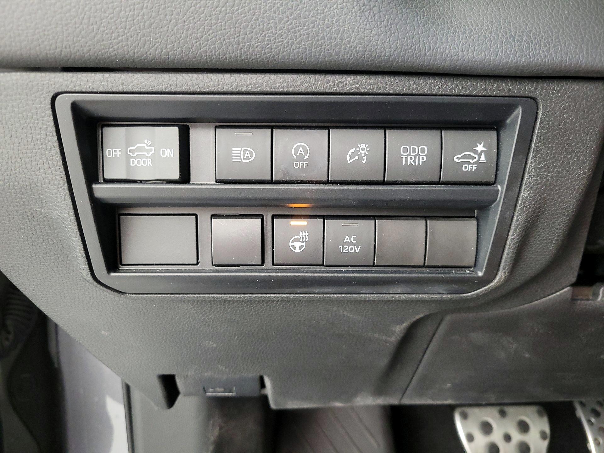 Thumbnail: 2023 Toyota Tundra - 13