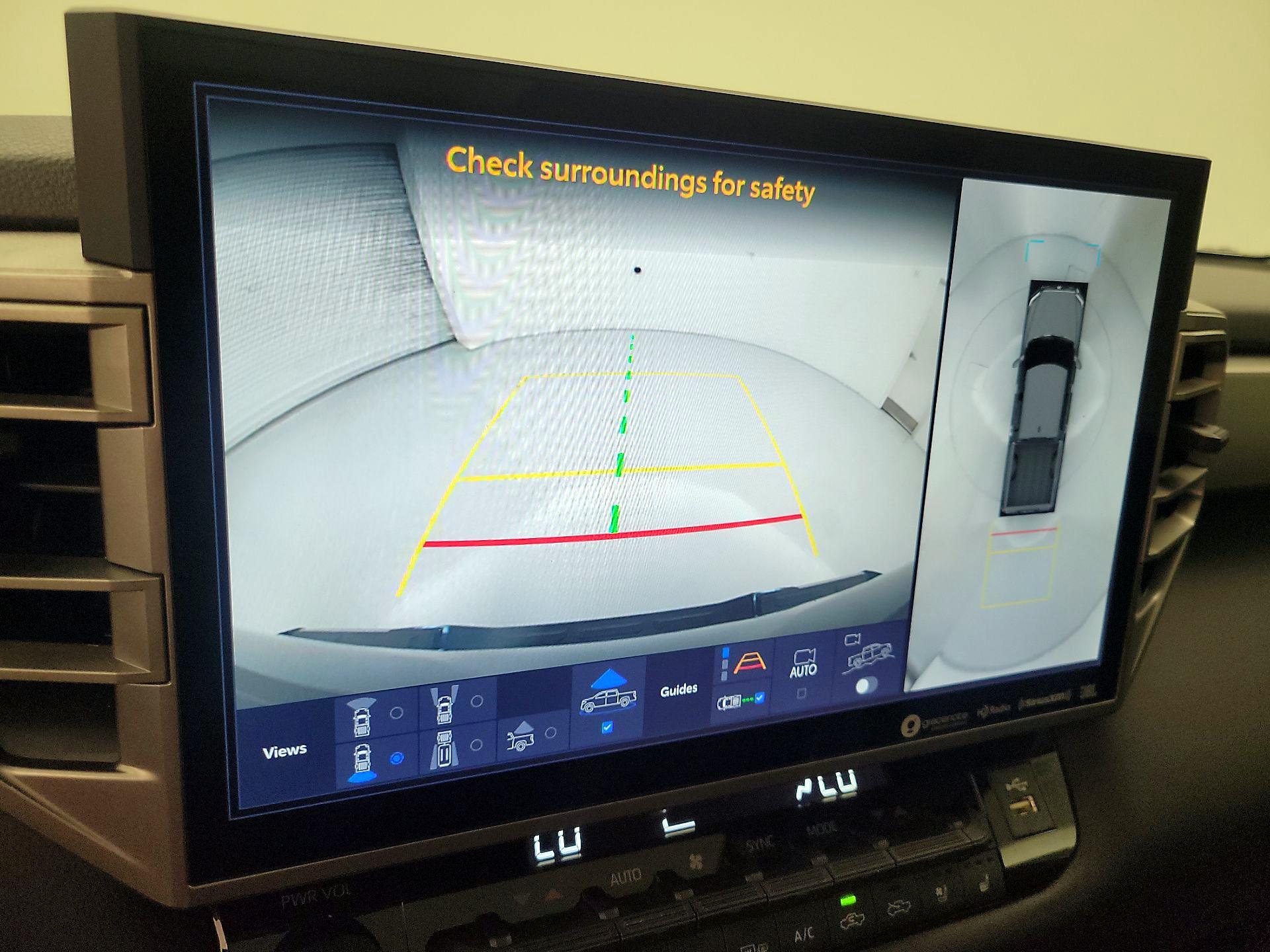 Thumbnail: 2023 Toyota Tundra - 14