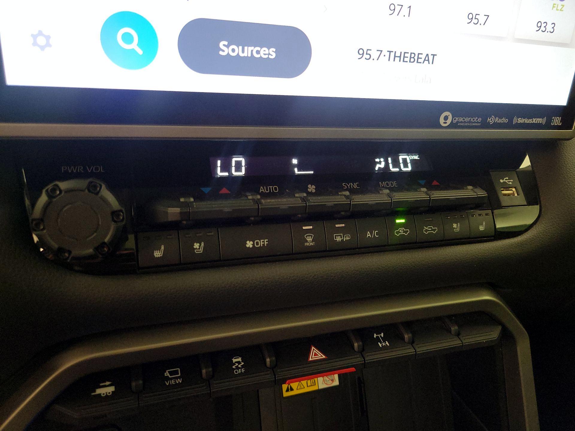 Thumbnail: 2023 Toyota Tundra - 16