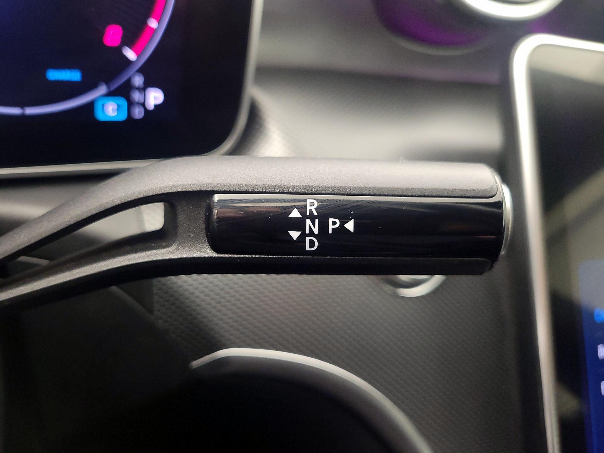 Thumbnail: 2024 Mercedes-Benz C-Class - 17