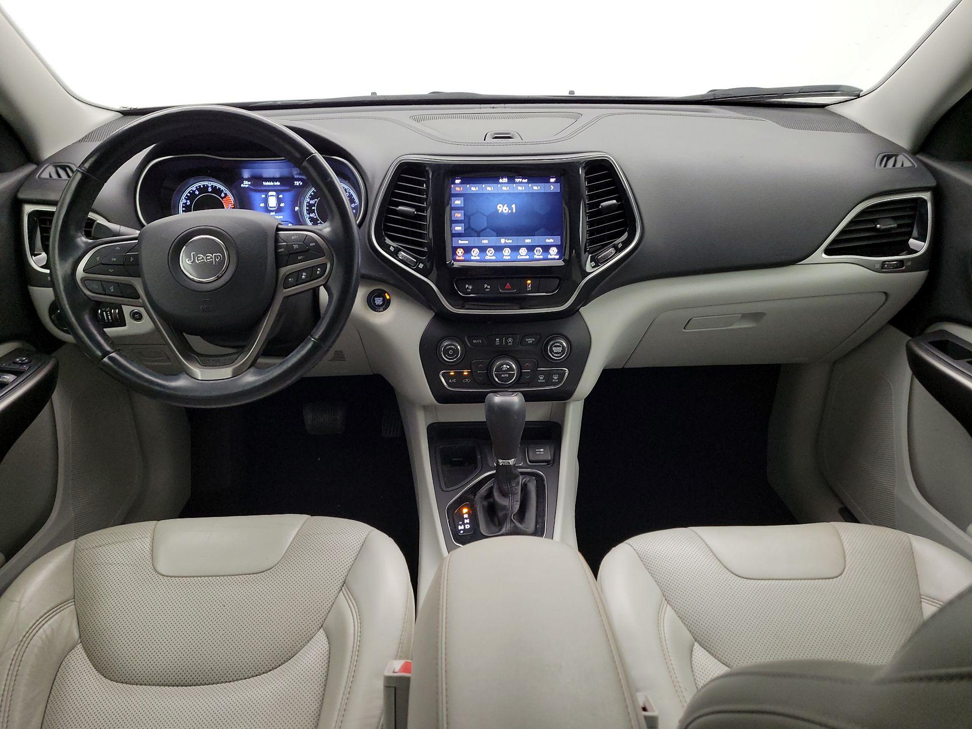 Thumbnail: 2020 Jeep Cherokee - 9