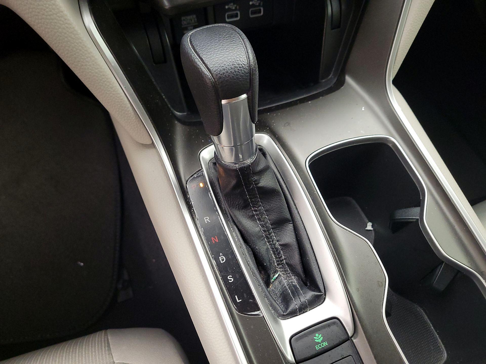 Thumbnail: 2022 Honda Accord - 17