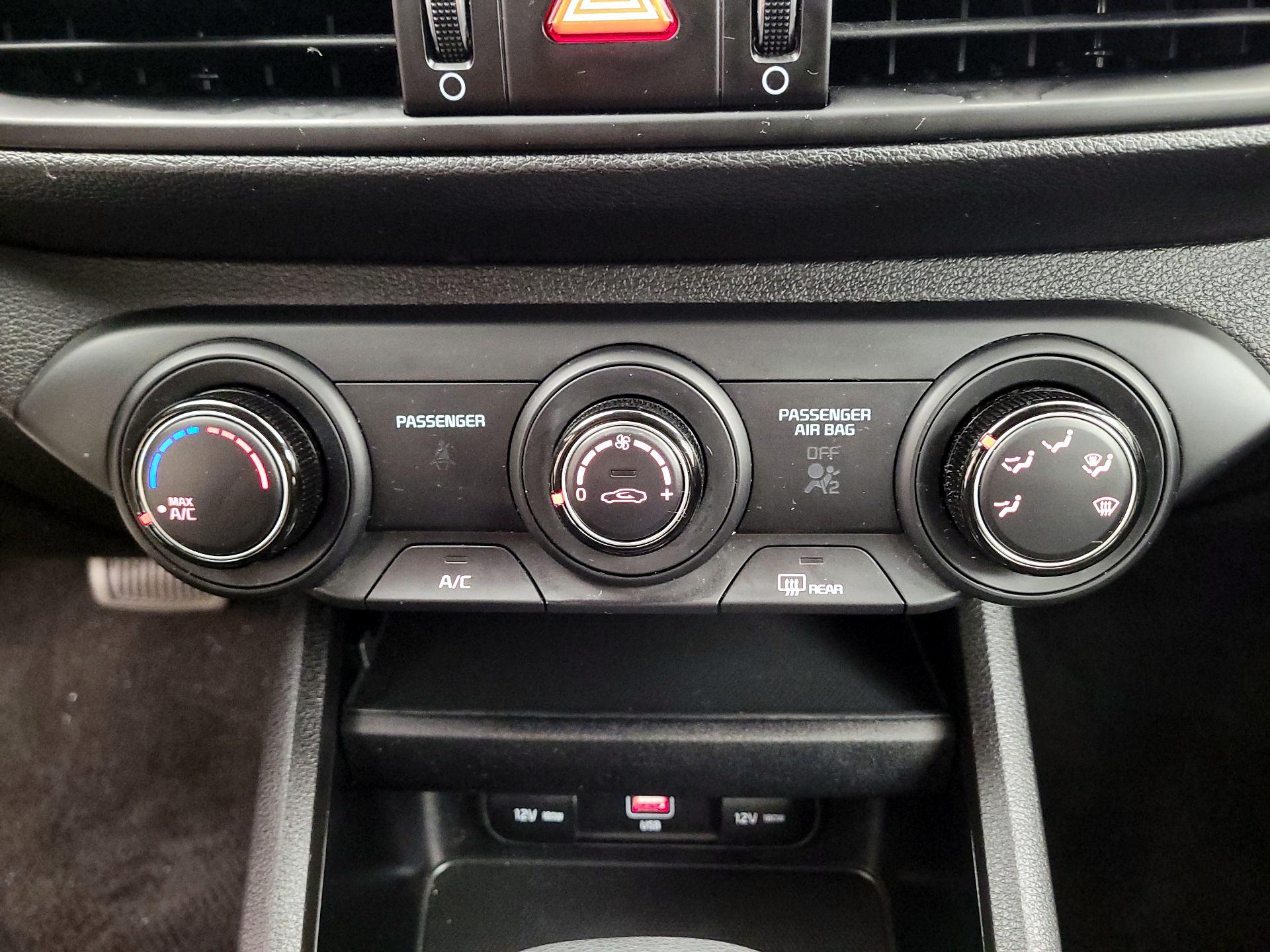 Thumbnail: 2023 Kia Forte - 14