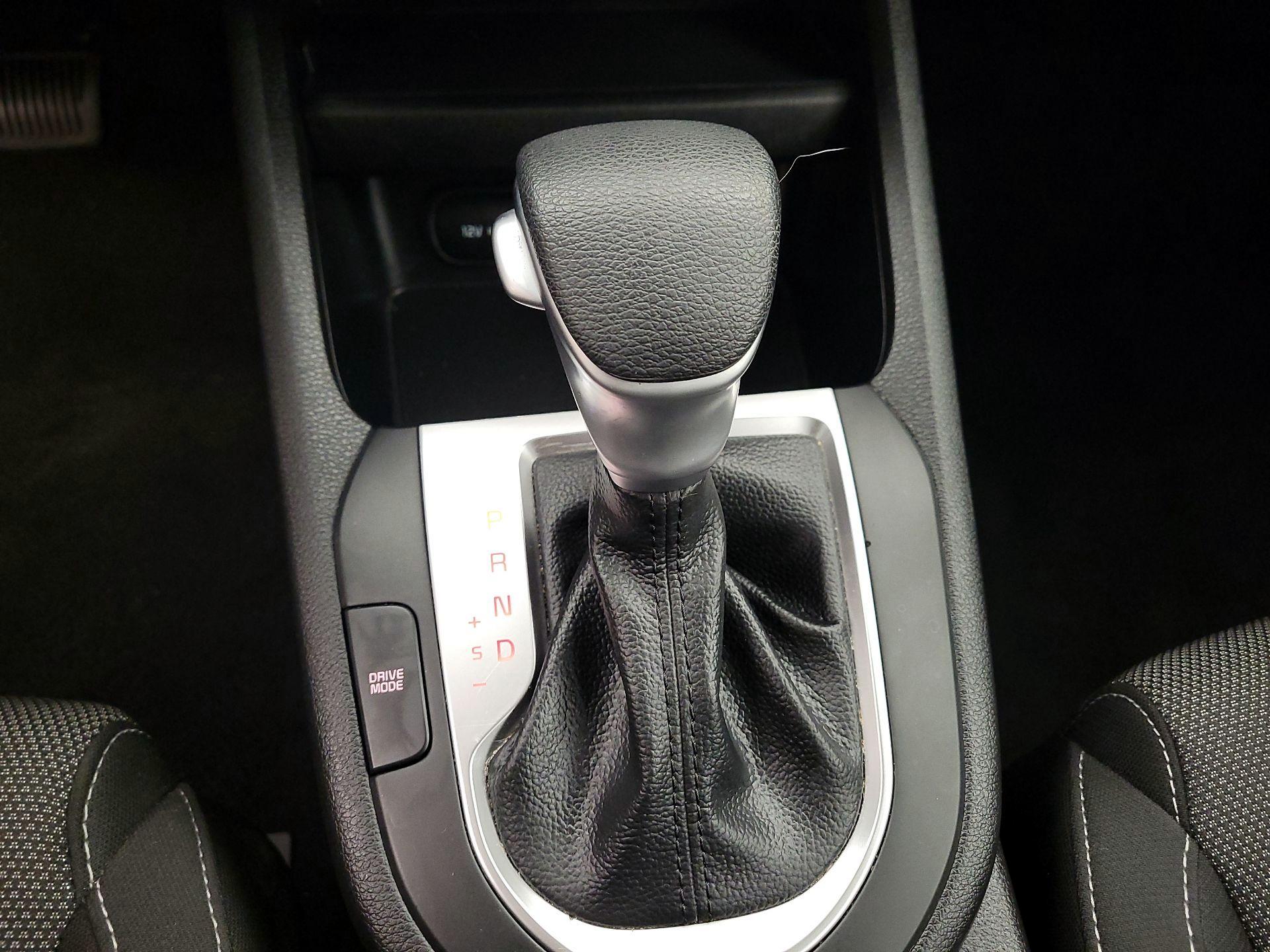 Thumbnail: 2023 Kia Forte - 15