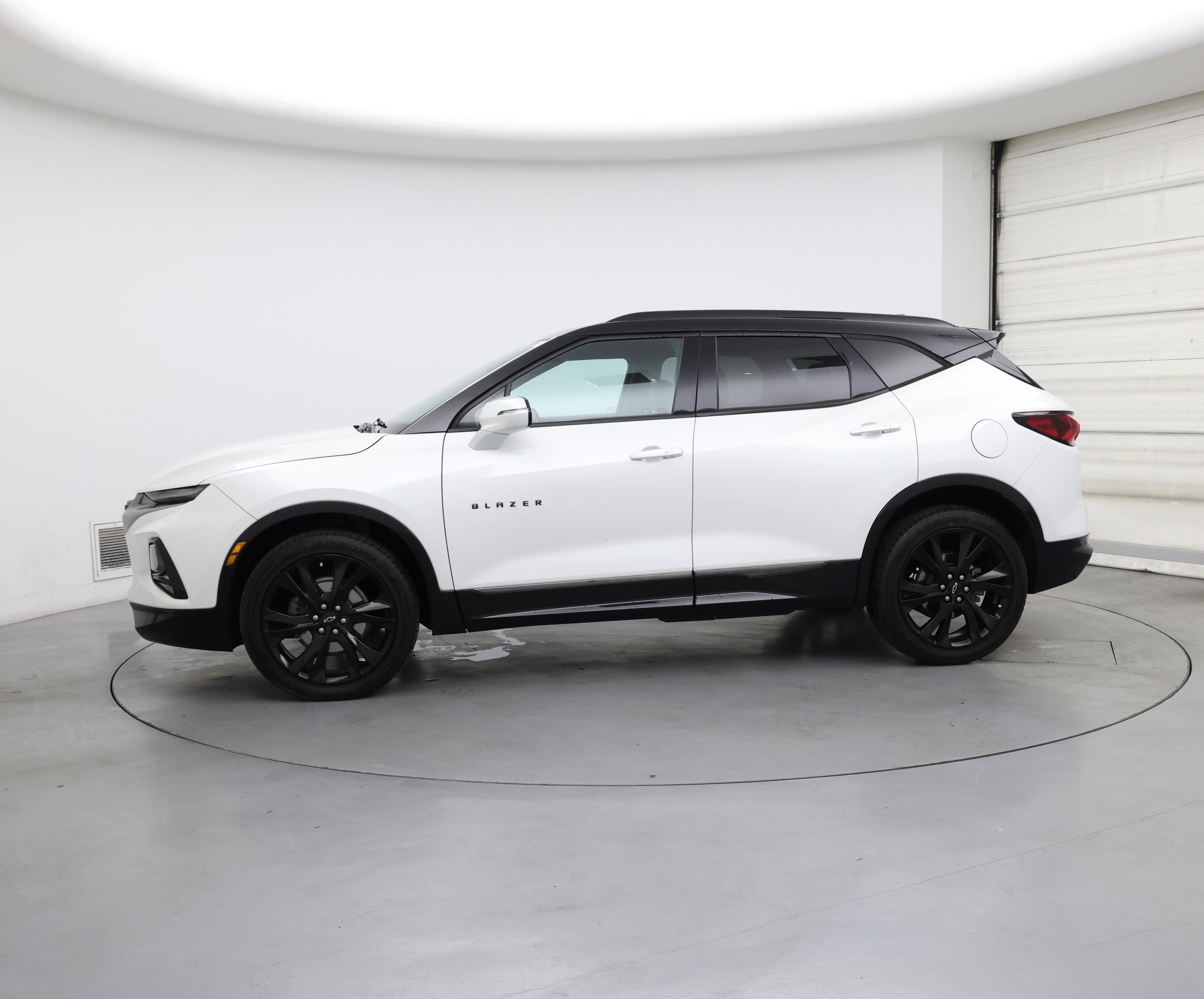 Thumbnail: 2022 Chevrolet Blazer - 3