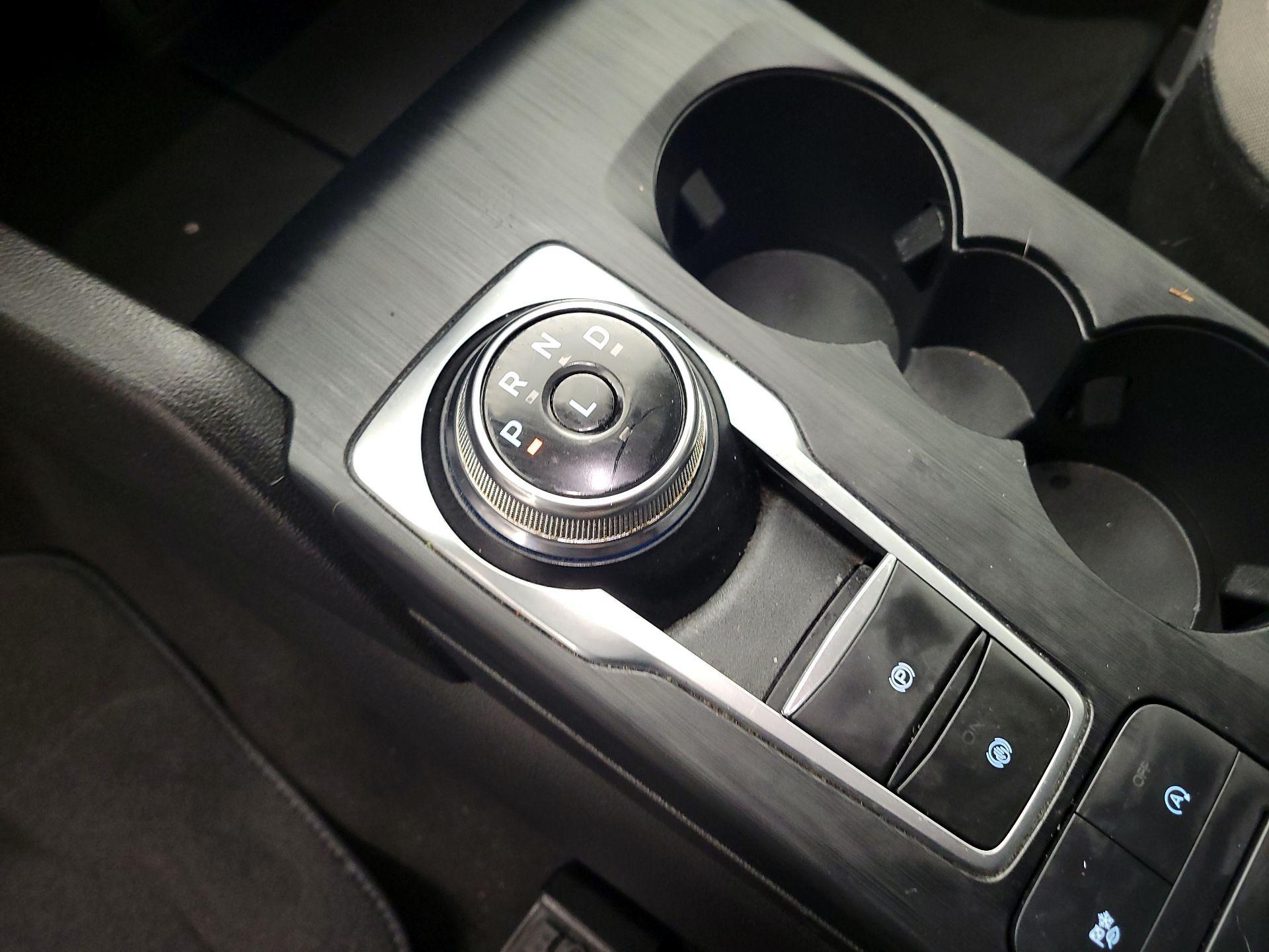 Thumbnail: 2022 Ford Escape - 15