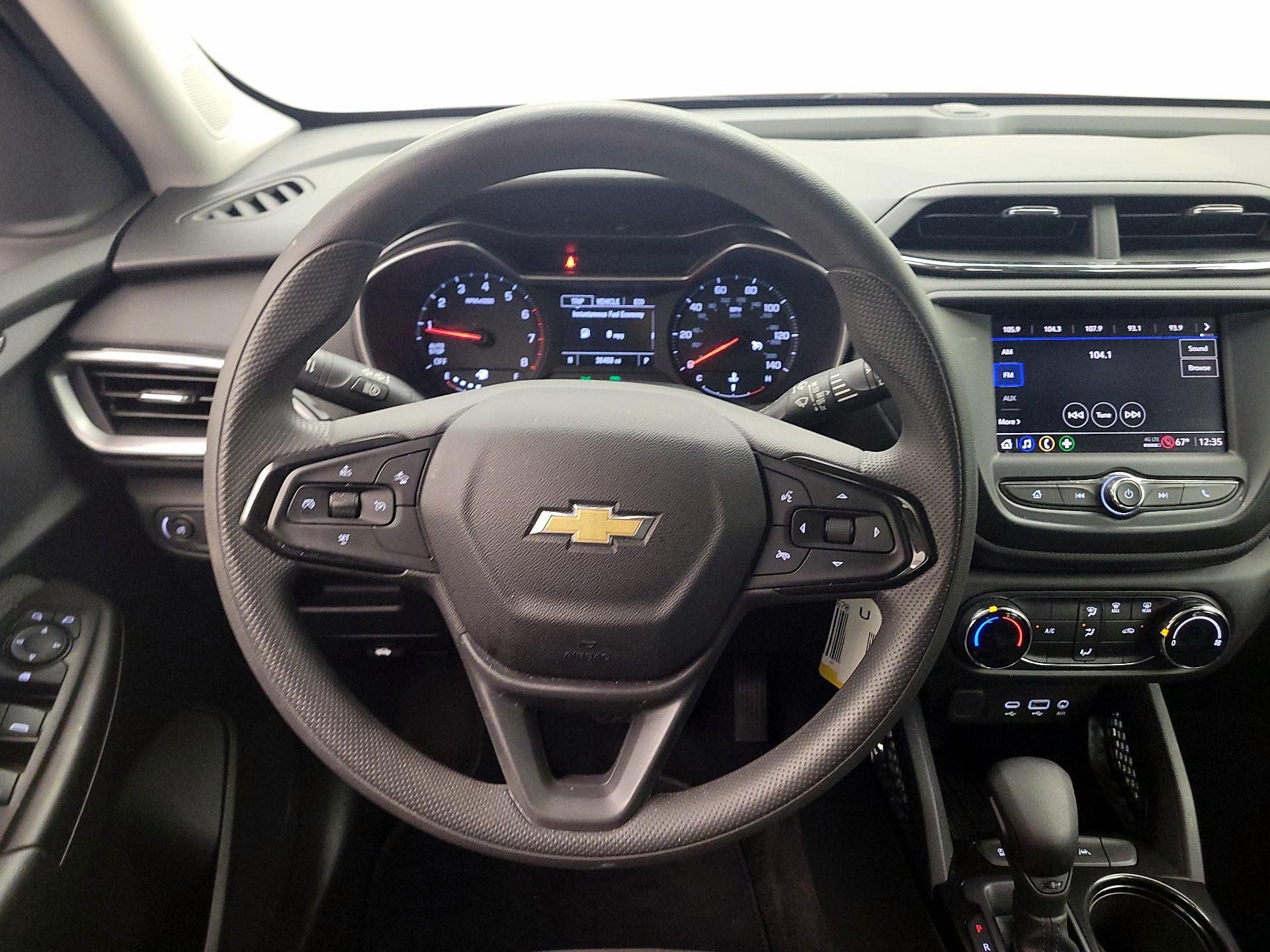 Thumbnail: 2022 Chevrolet TrailBlazer - 10