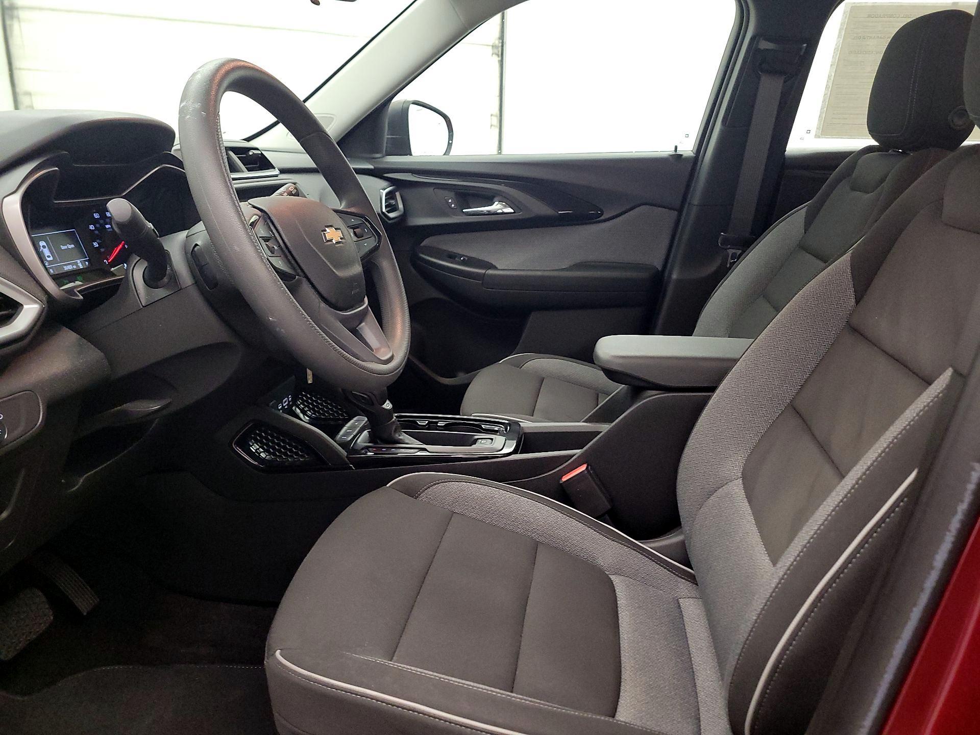 Thumbnail: 2022 Chevrolet TrailBlazer - 11