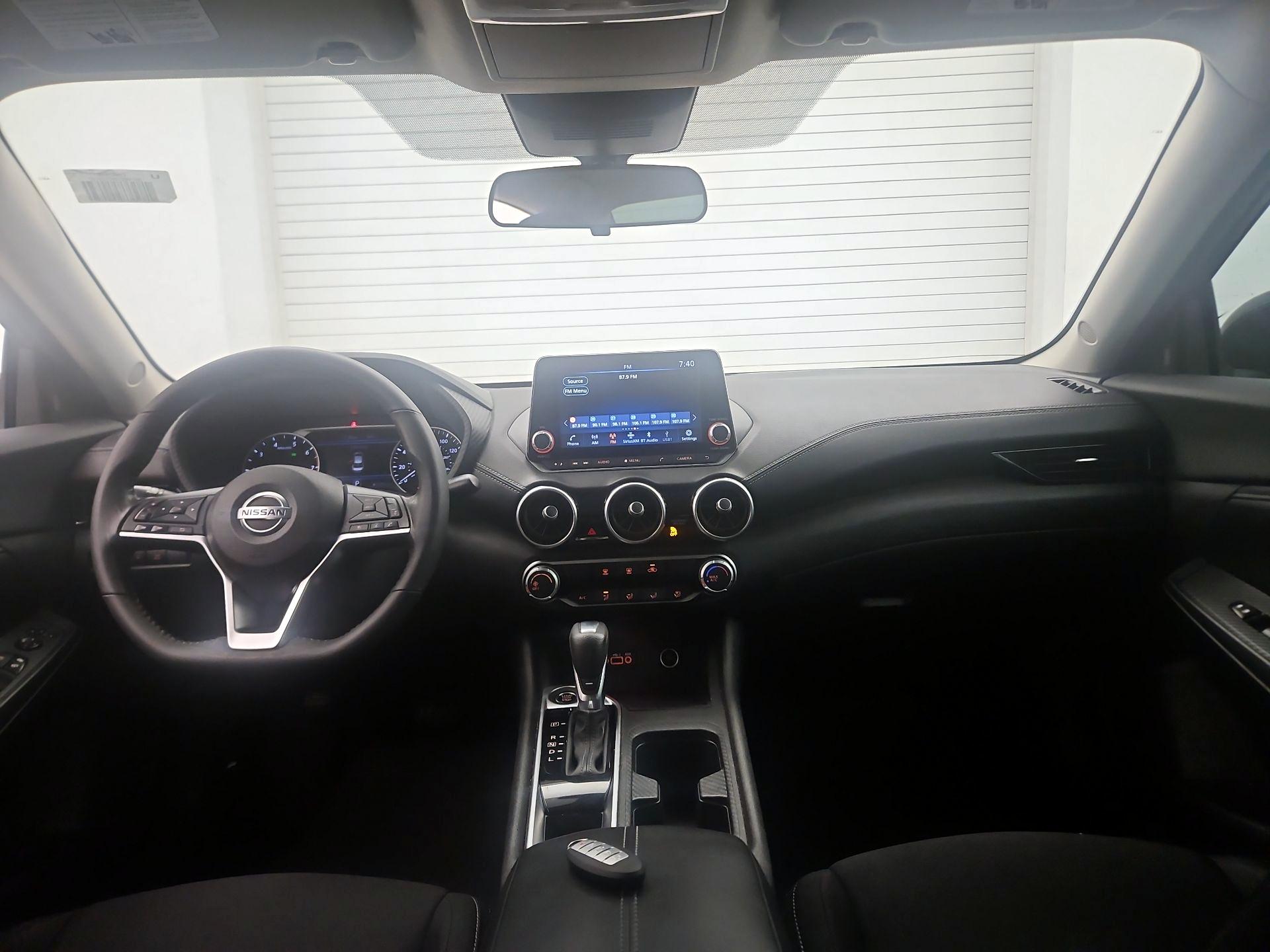 Thumbnail: 2022 Nissan Sentra - 9