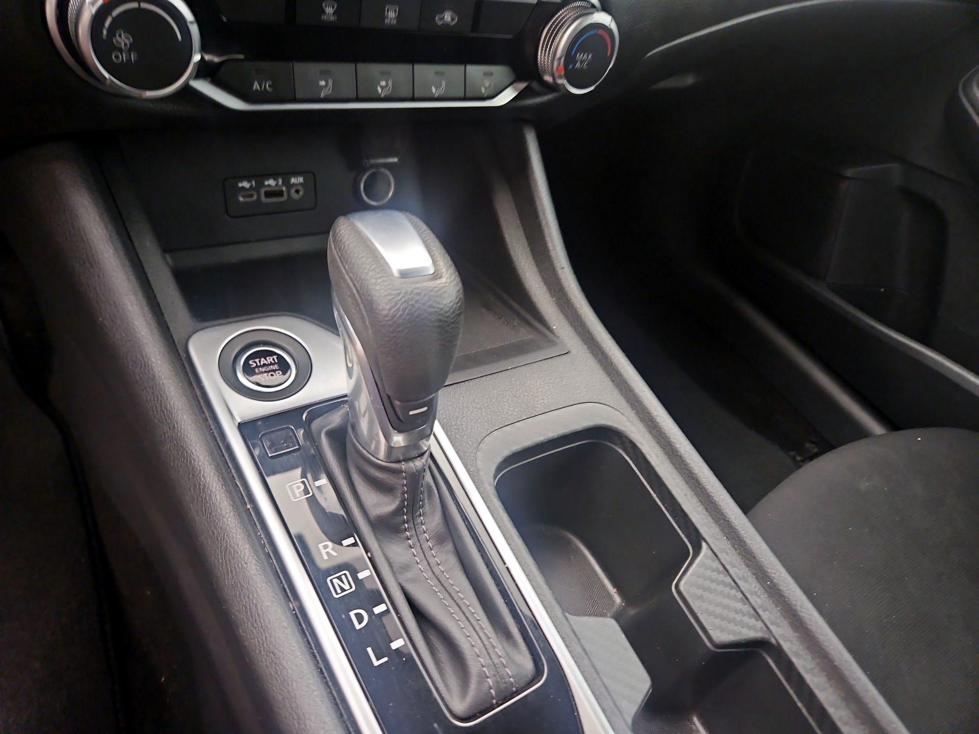 Thumbnail: 2022 Nissan Sentra - 17