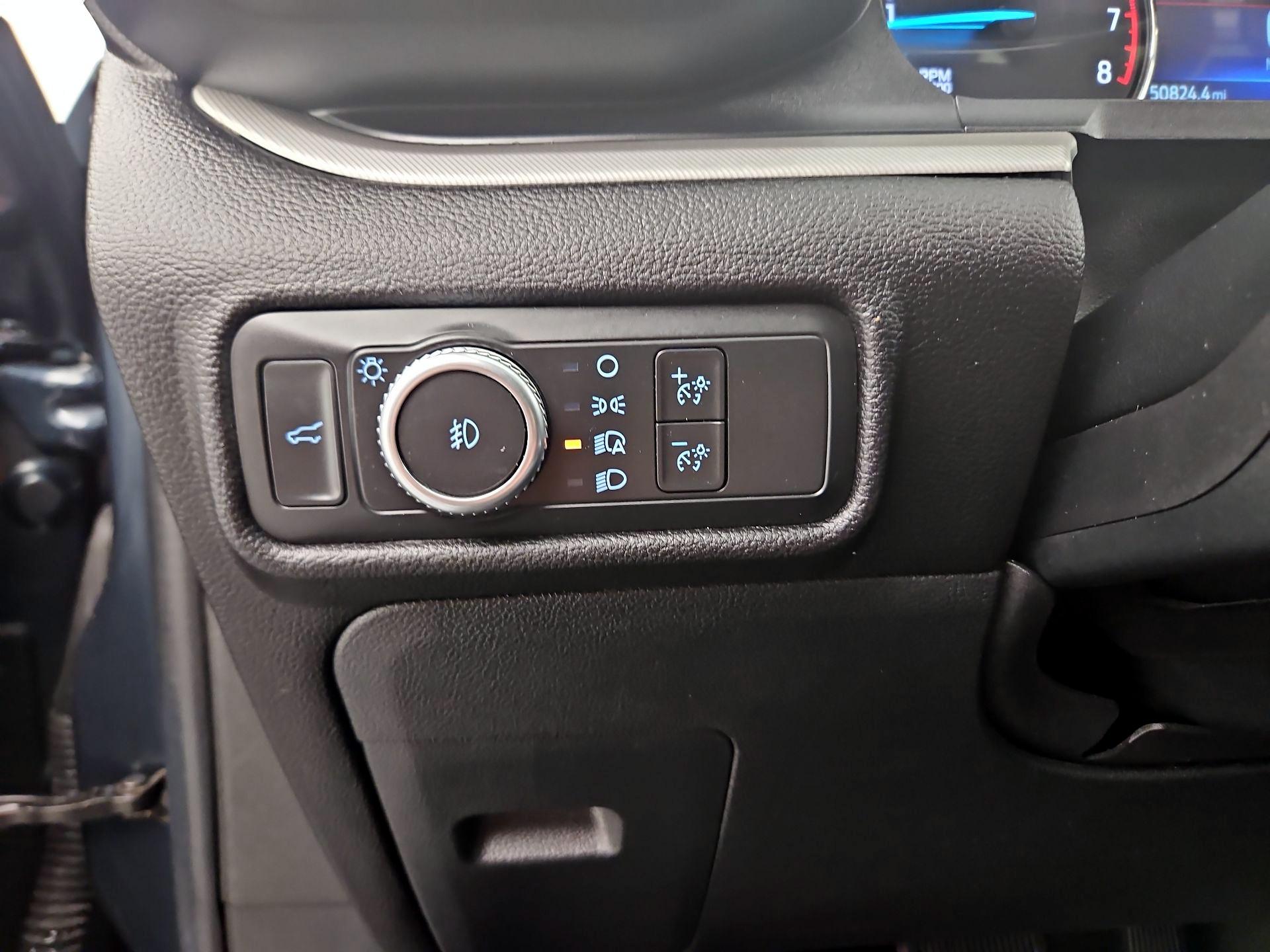 Thumbnail: 2022 Ford Explorer - 13