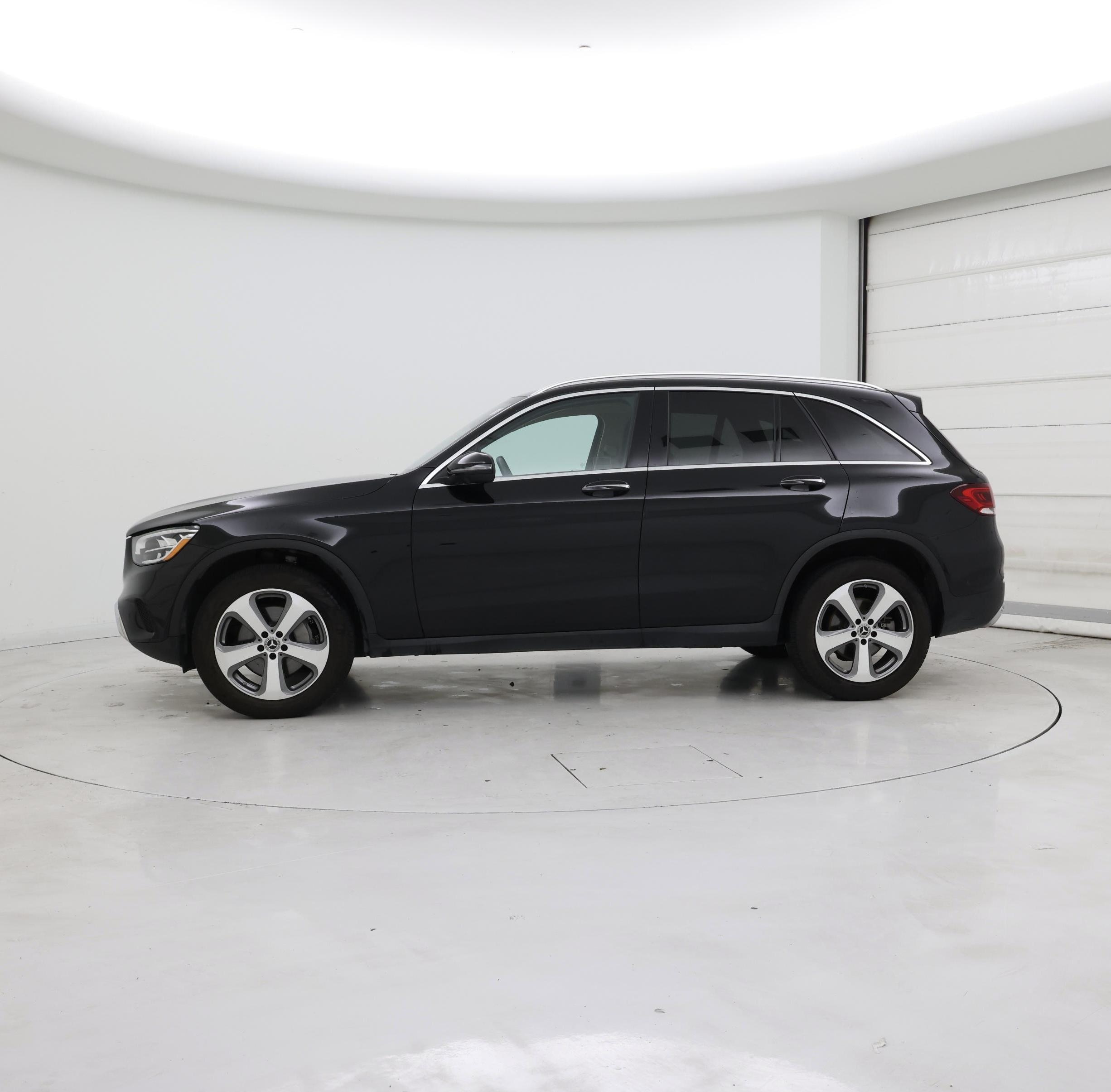 Thumbnail: 2022 Mercedes-Benz GLC - 3
