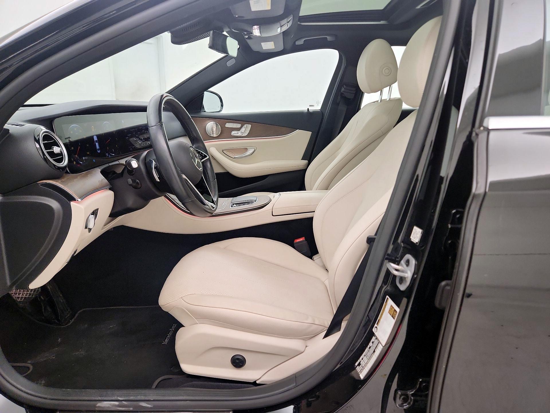 Thumbnail: 2022 Mercedes-Benz E-Class - 11