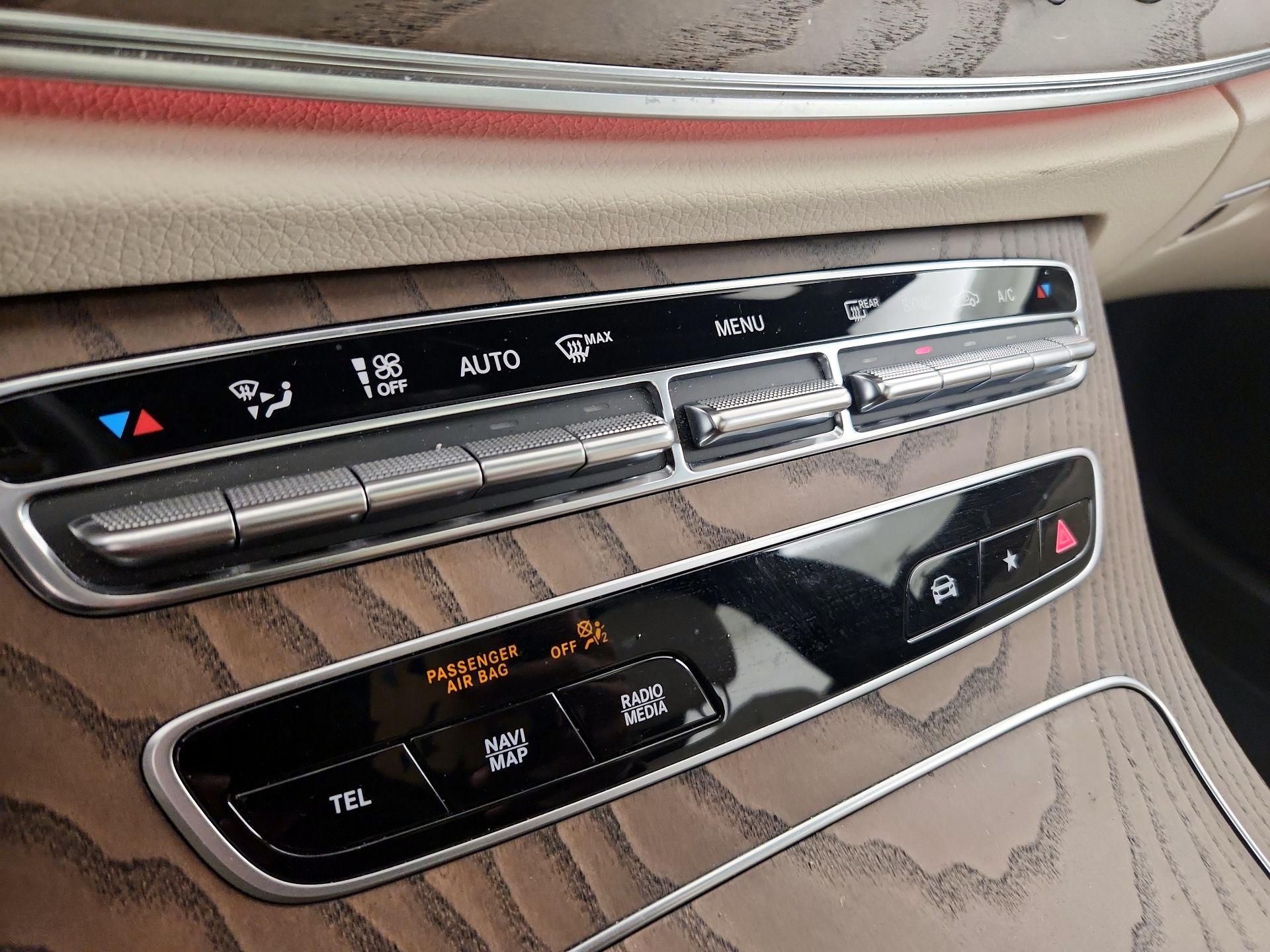 Thumbnail: 2022 Mercedes-Benz E-Class - 17