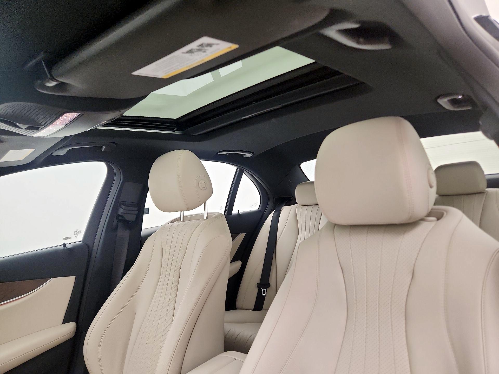 Thumbnail: 2022 Mercedes-Benz E-Class - 20