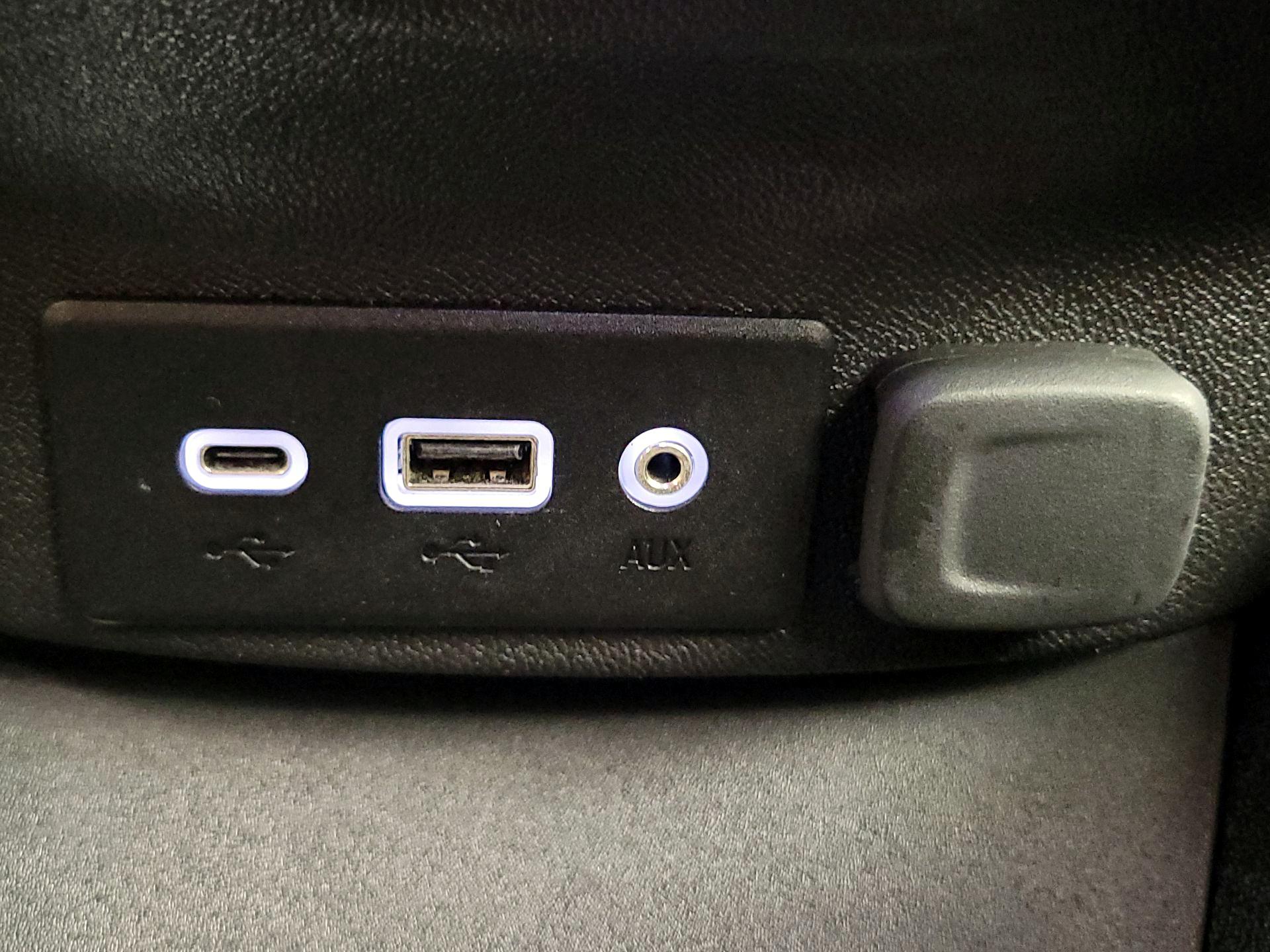 Thumbnail: 2023 Chevrolet Malibu - 18