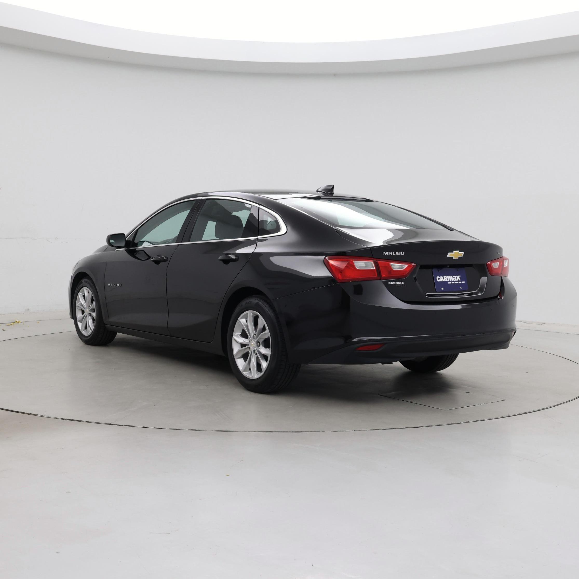 Thumbnail: 2023 Chevrolet Malibu - 2