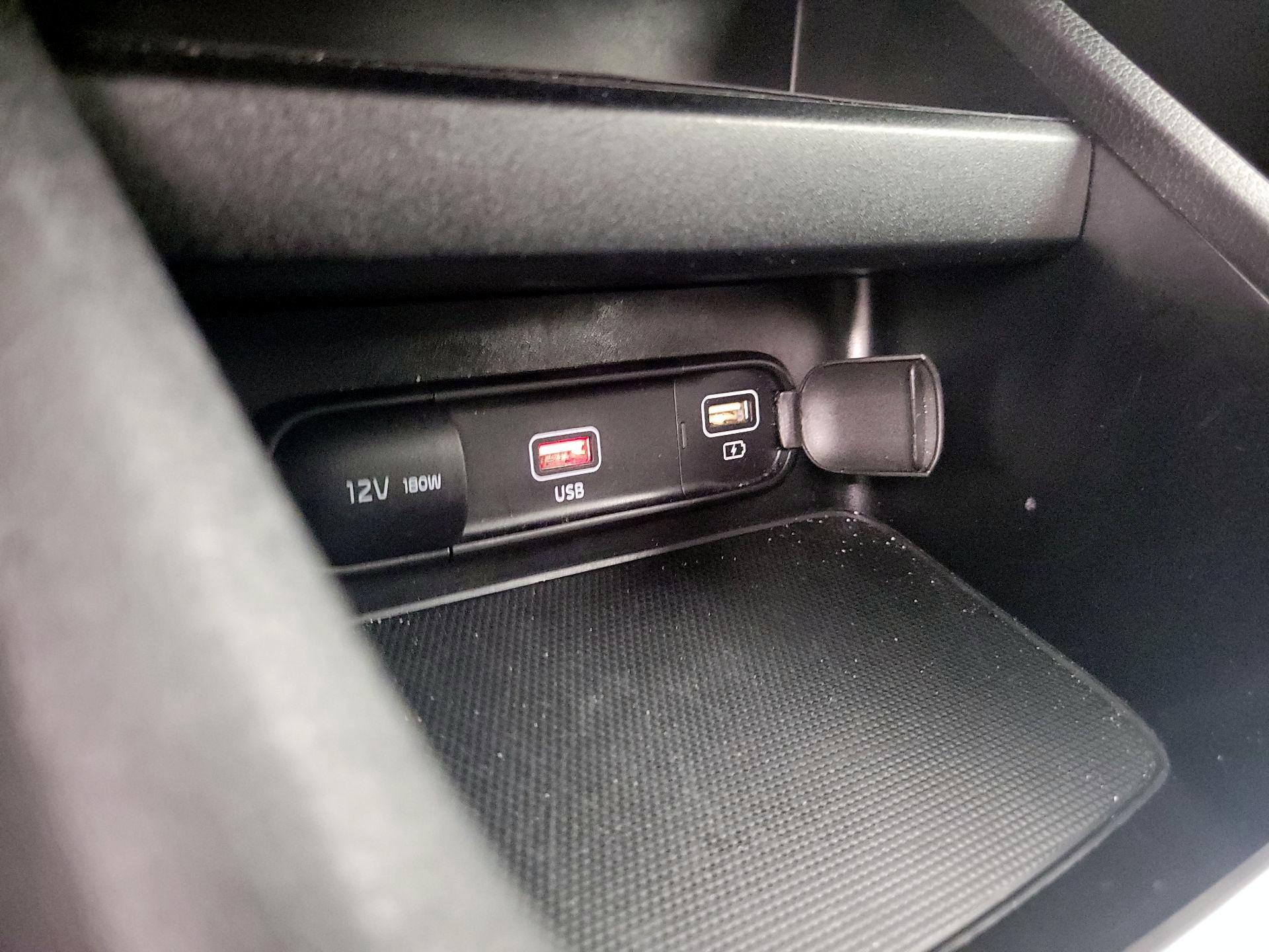 Thumbnail: 2024 Kia Forte - 18