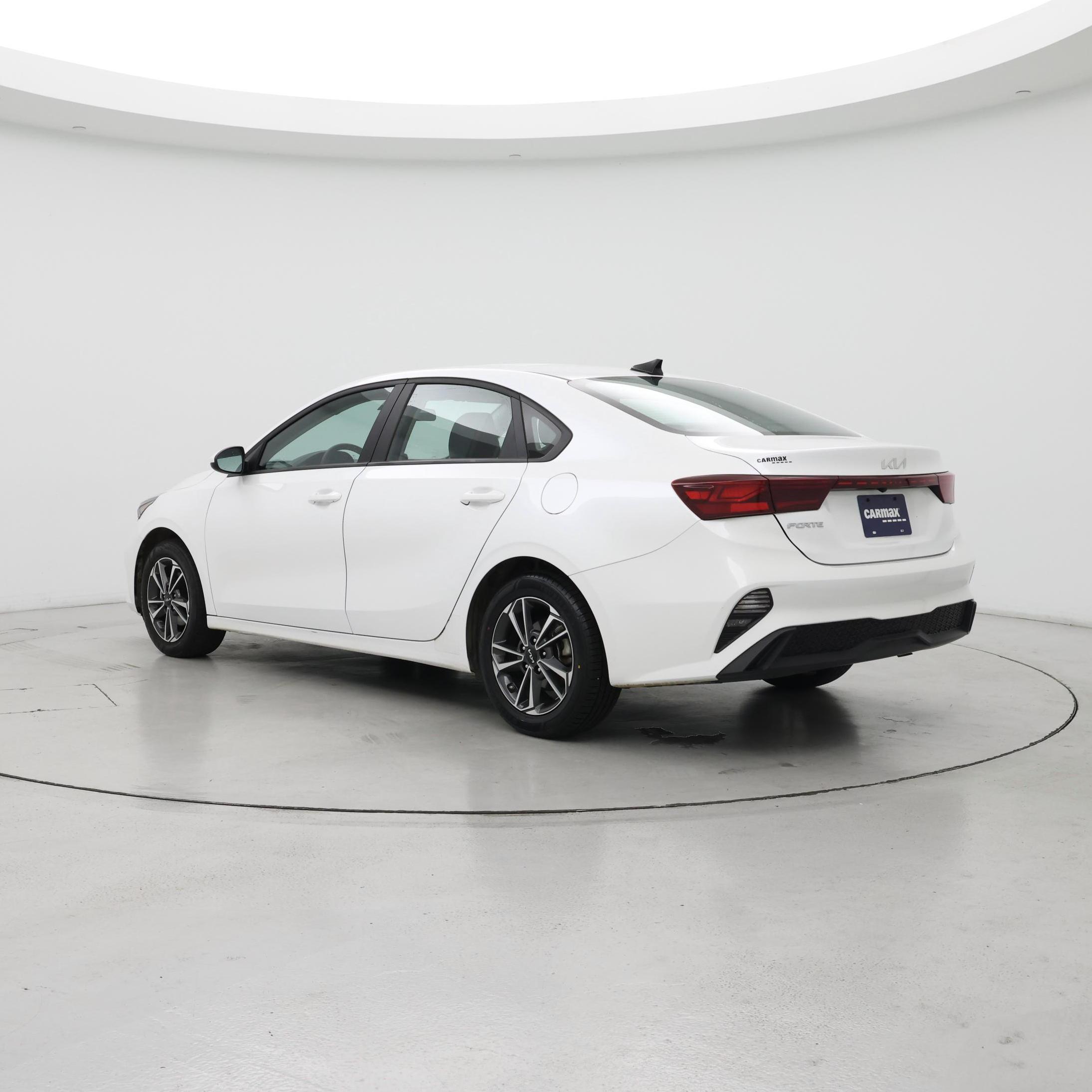 Thumbnail: 2024 Kia Forte - 2