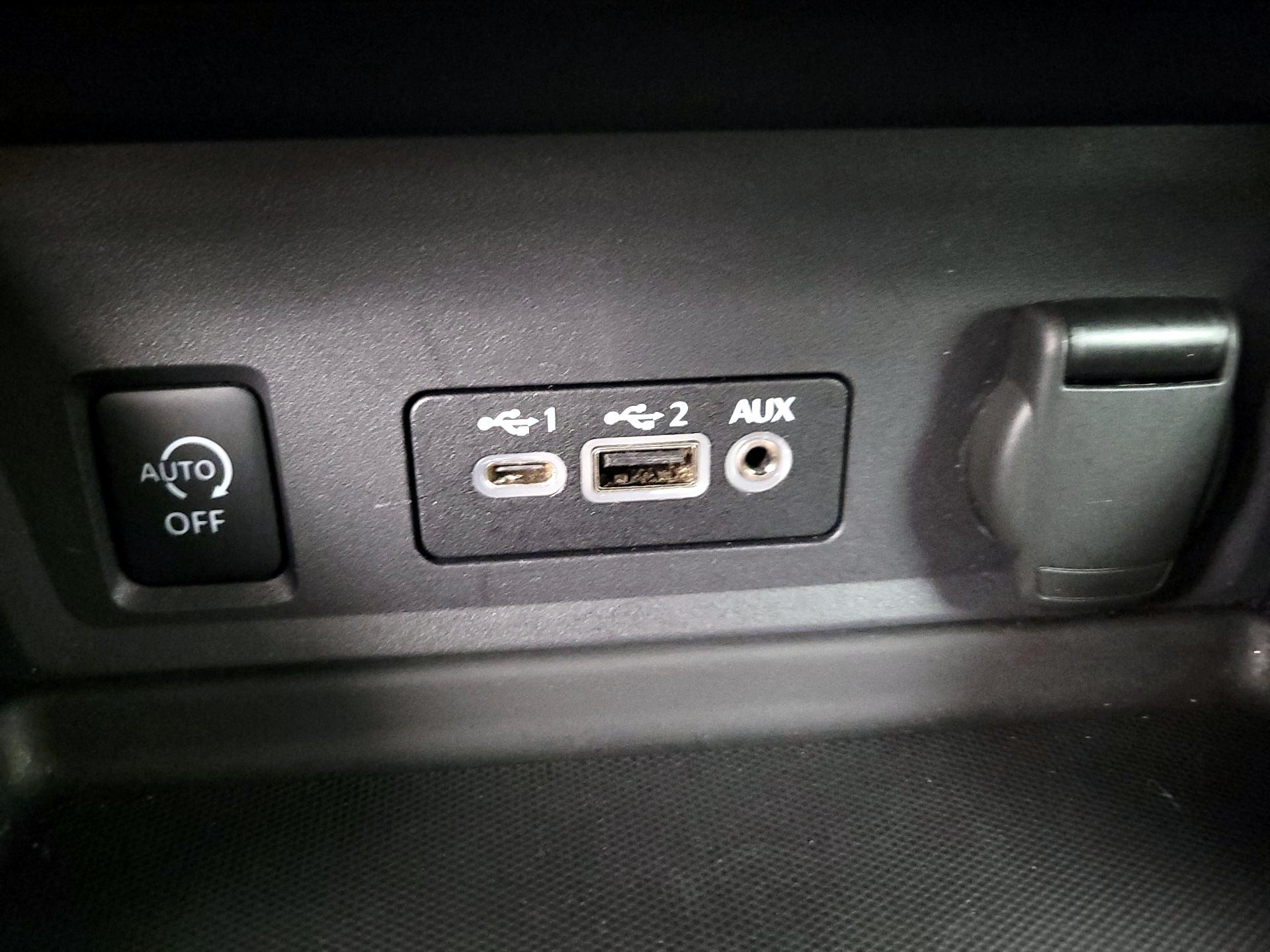 Thumbnail: 2024 Nissan Sentra - 18